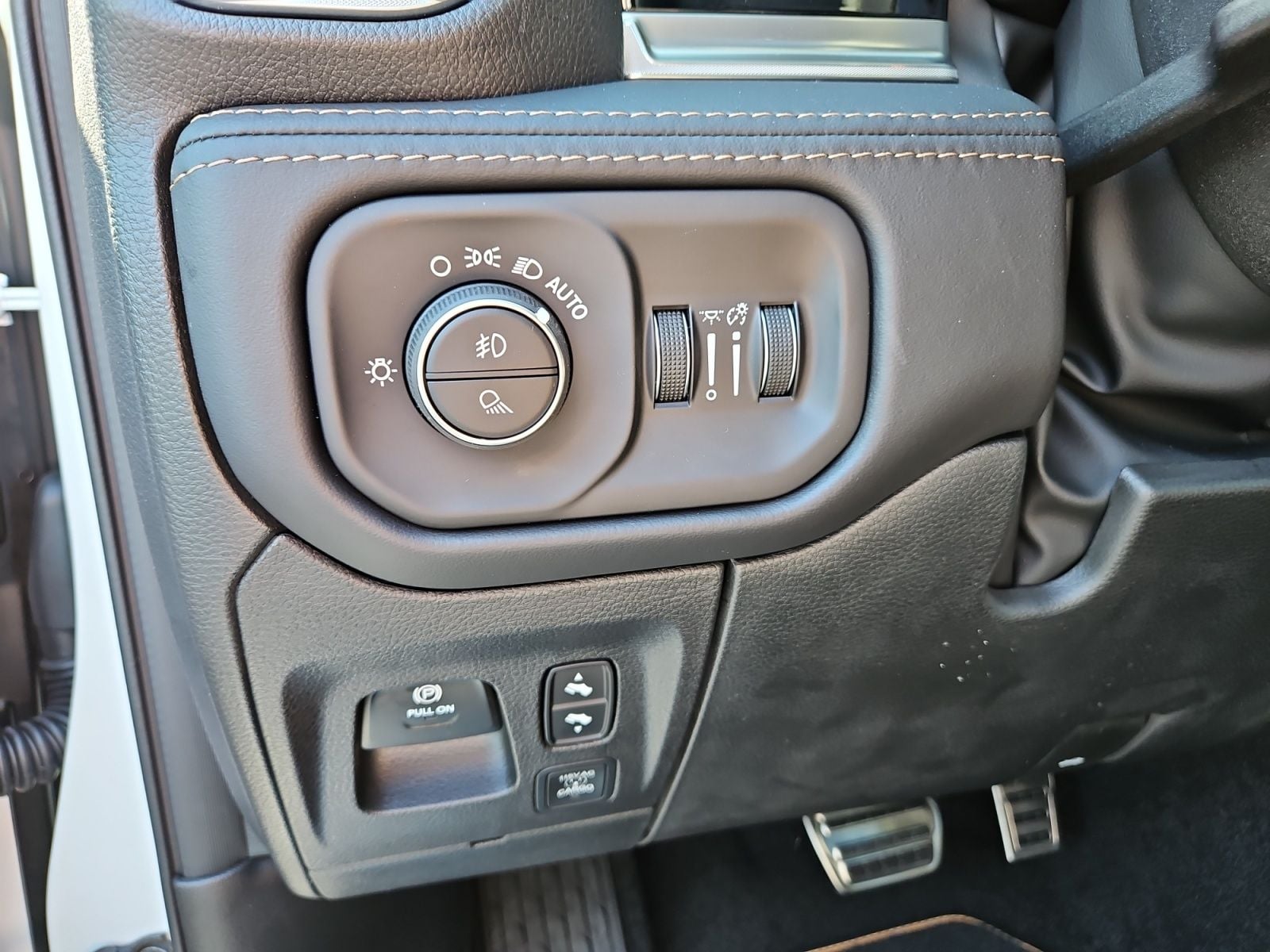 New 2027 Ram 1500 Tungsten - photo - 21