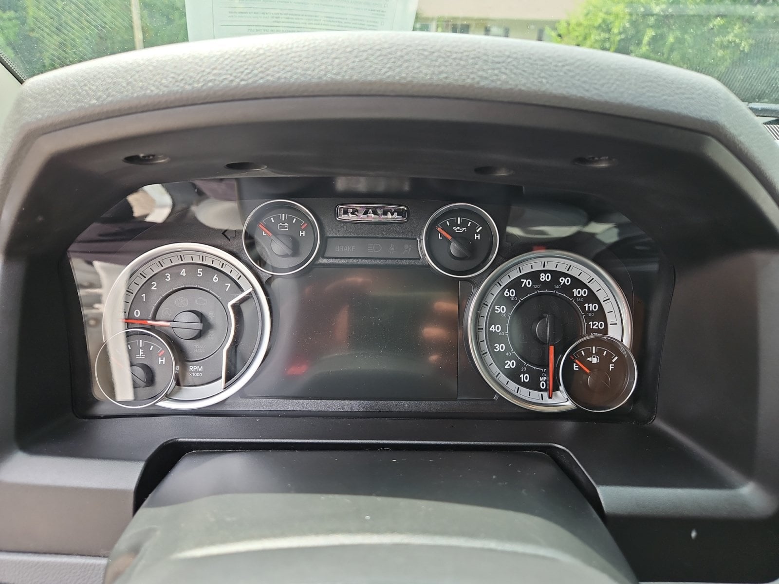 Pre-Owned 2017 Ram 1500 Big Horn - photo - 23