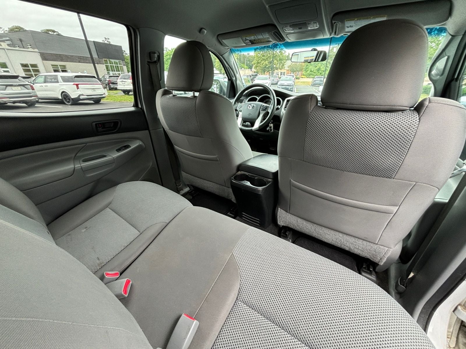 Pre-Owned 2014 Toyota Tacoma PreRunner - photo - 18