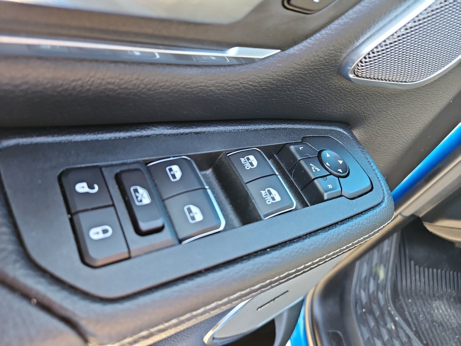 Pre-Owned 2025 Ram 1500 Laramie - photo - 20