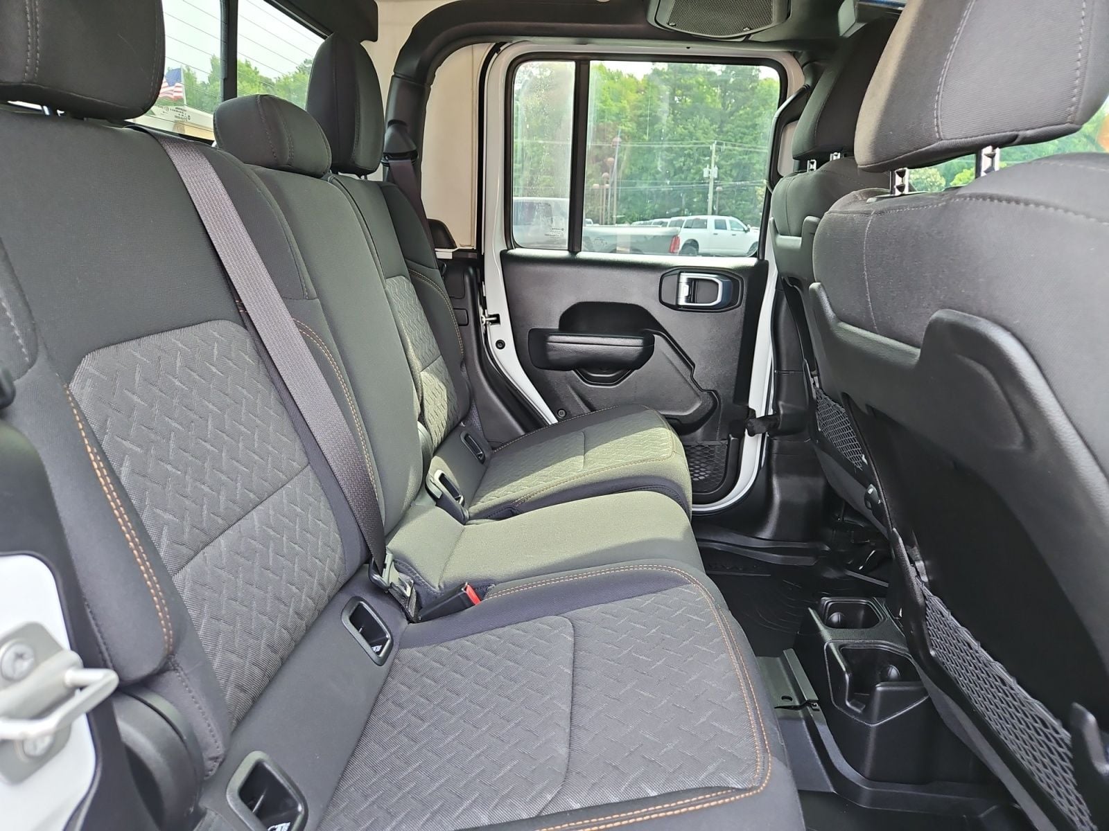 Pre-Owned 2024 Jeep Gladiator Mojave - photo - 16