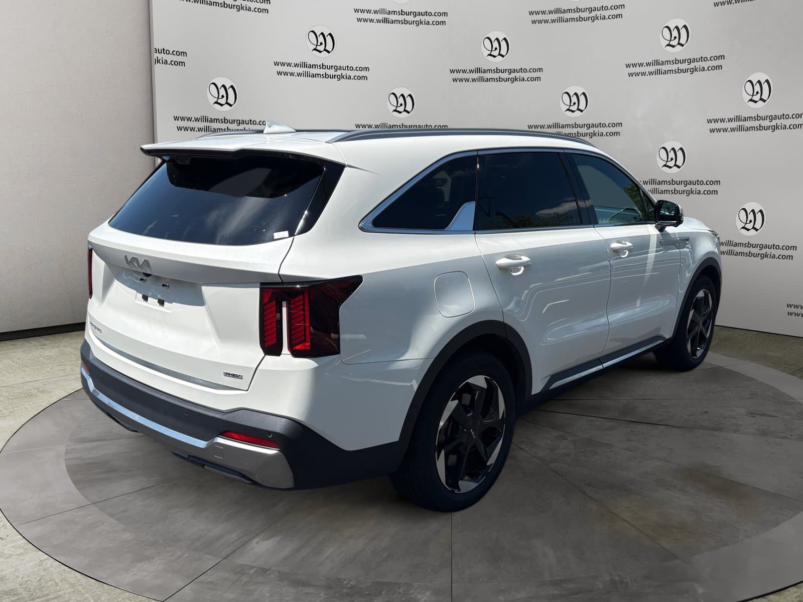 Pre-Owned 2025 Kia Sorento Plug-In Hybrid SX Prestige - photo - 4