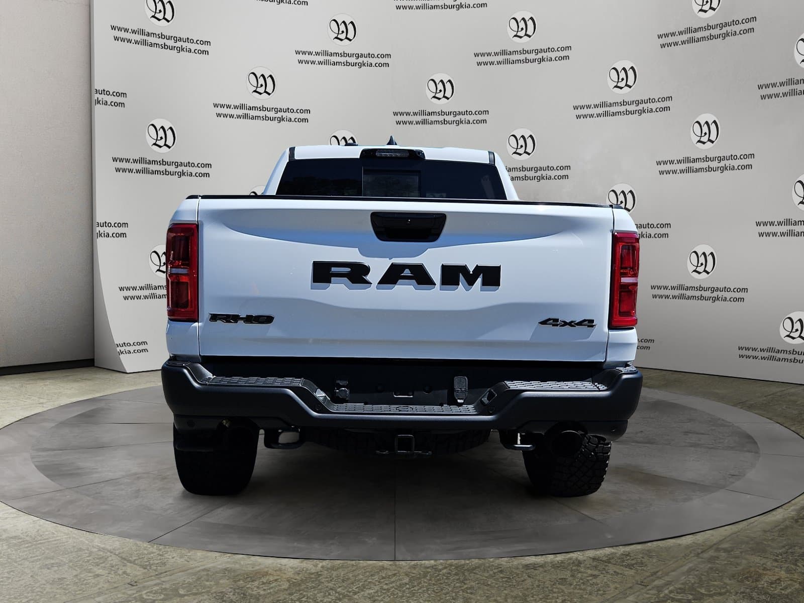 New 2026 Ram 1500 RHO - photo - 3