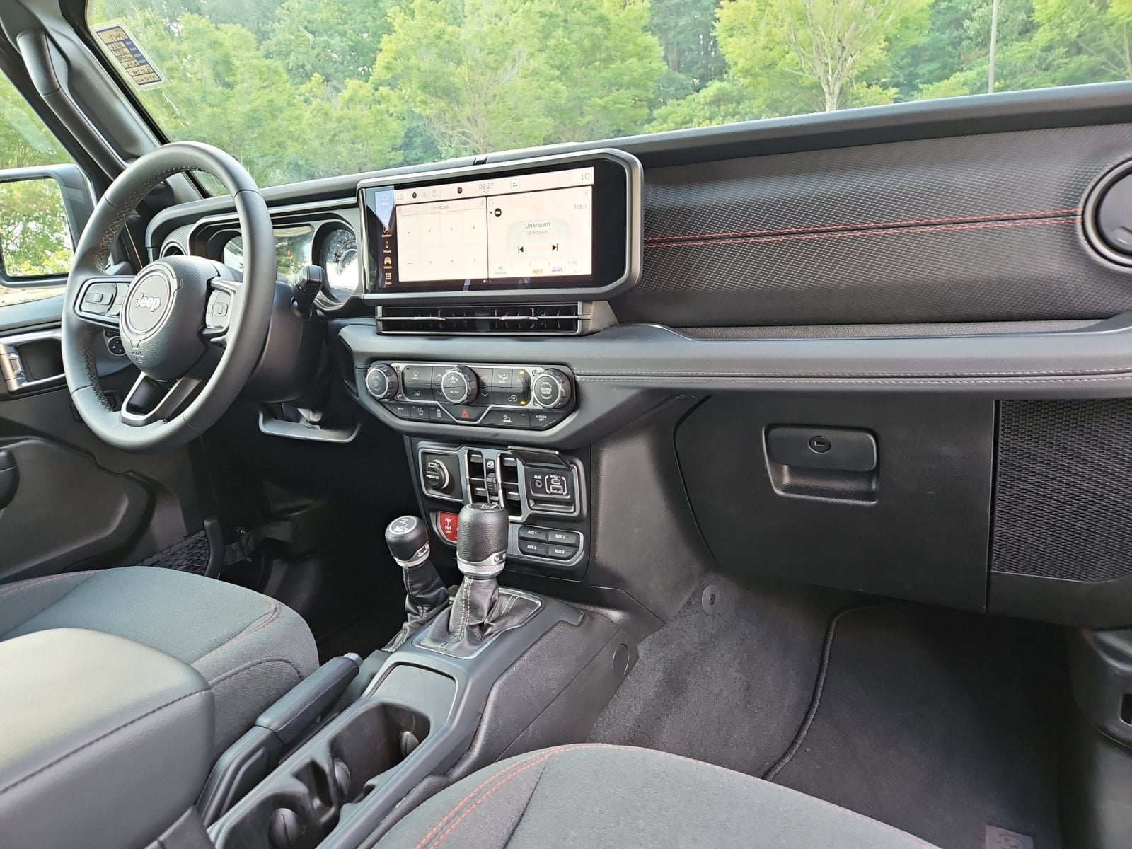 Pre-Owned 2026 Jeep Gladiator Rubicon - photo - 15