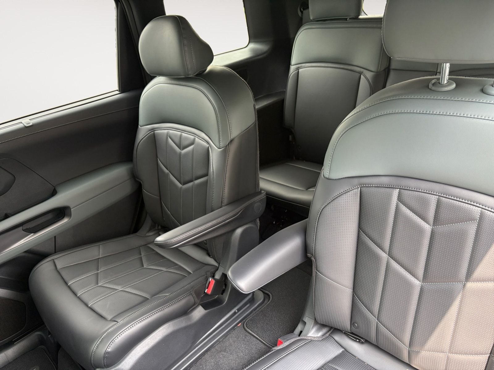 New 2027 Kia Telluride Hybrid X-Line SX - photo - 12