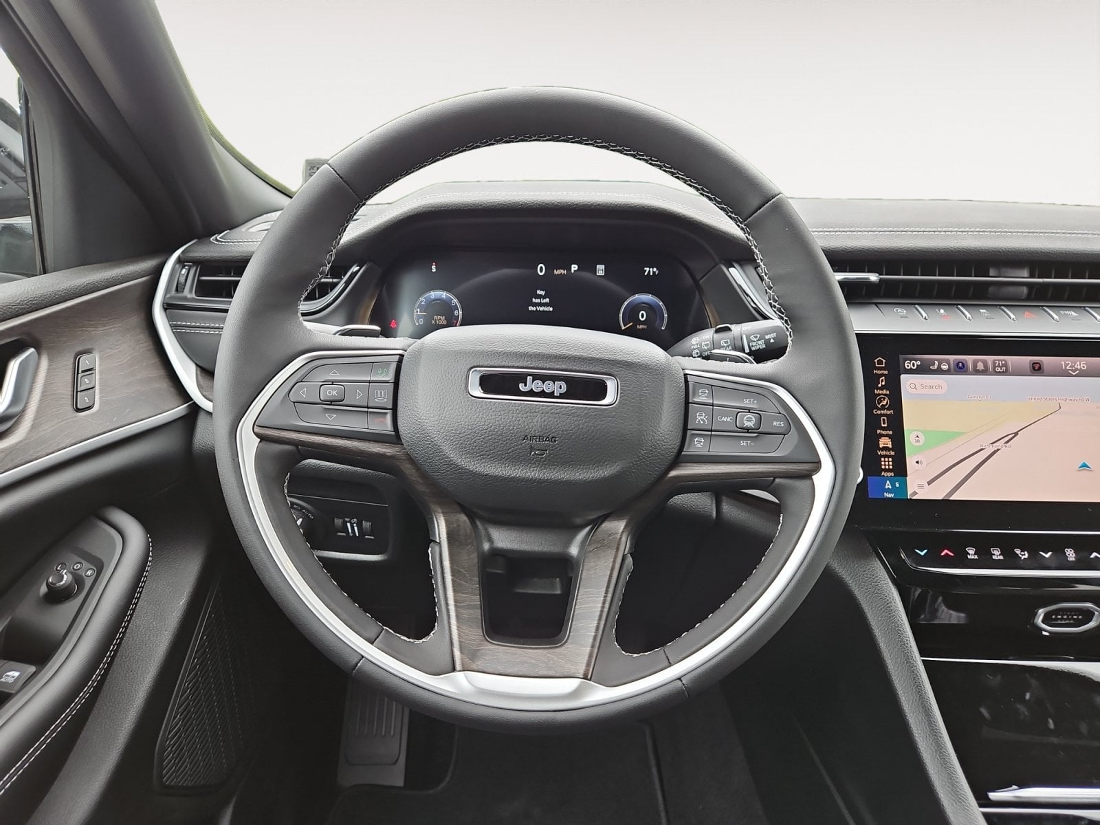 New 2027 Jeep Grand Cherokee Limited Reserve - photo - 11