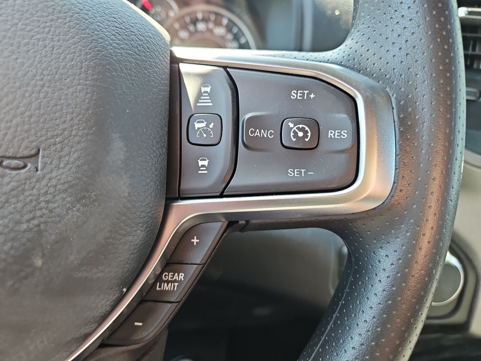 New 2026 Ram 1500 Tradesman - photo - 25