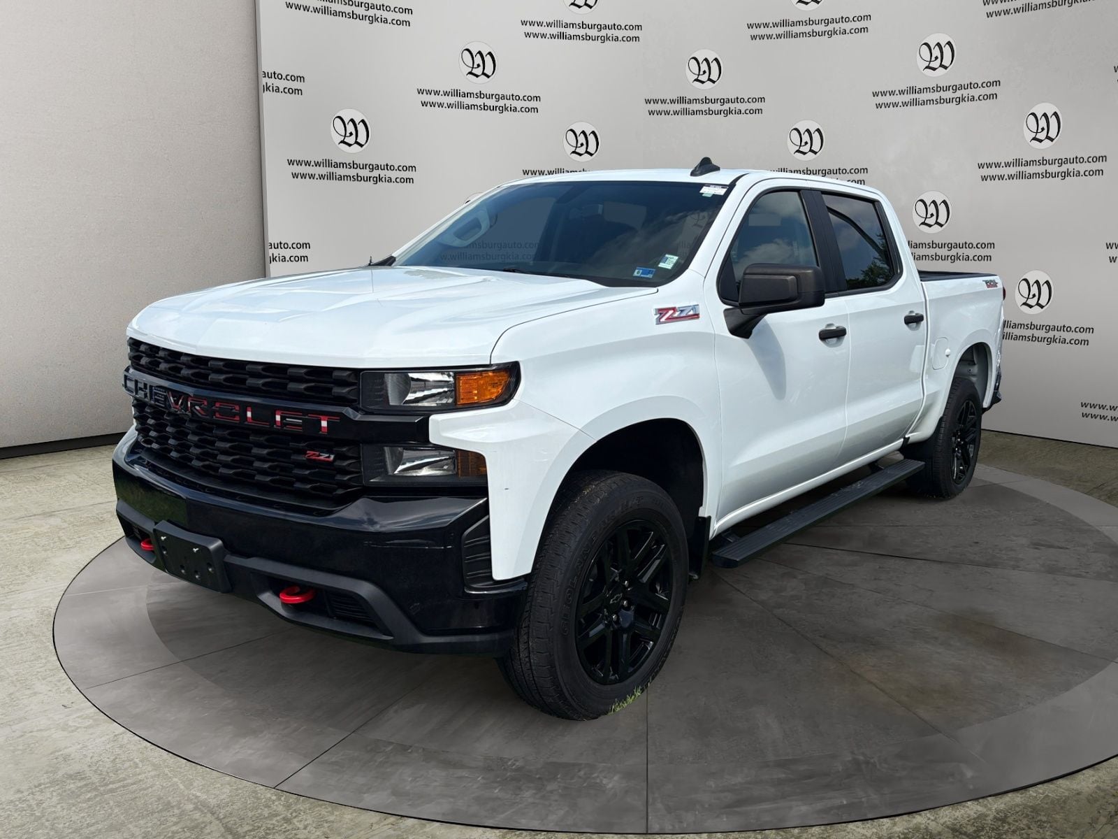 Pre-Owned 2021 Chevrolet Silverado 1500 Custom Trail Boss - photo - 0