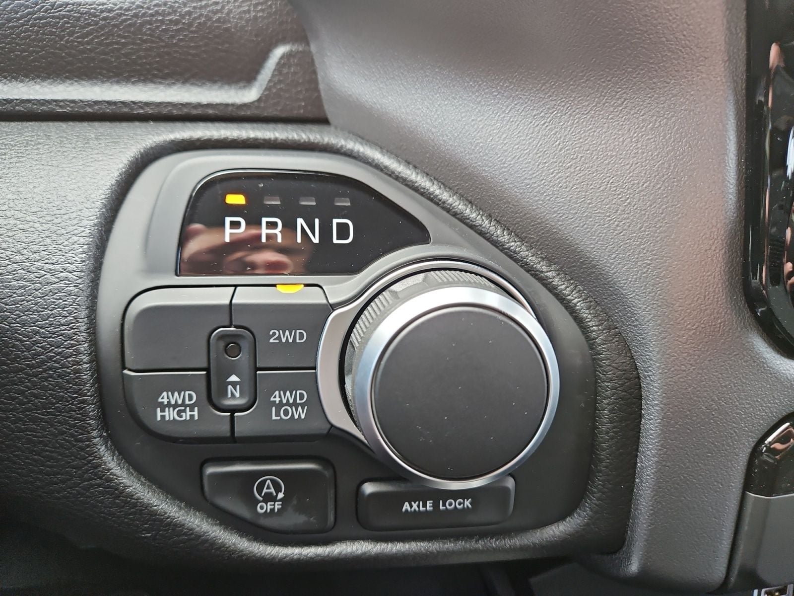 New 2026 Ram 1500 Express - photo - 26