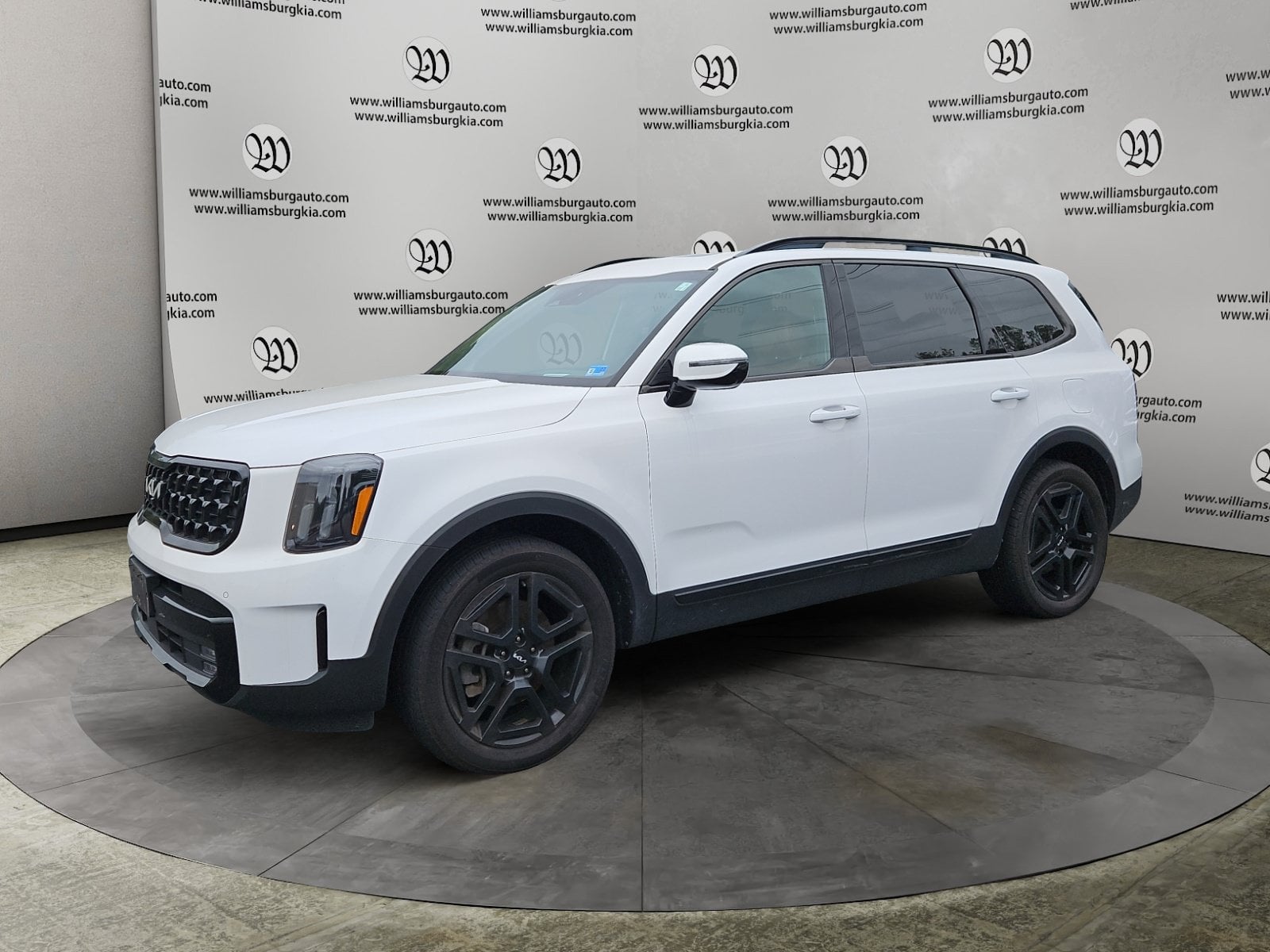 Pre-Owned 2024 Kia Telluride SX-Prestige X-Line - photo - 0