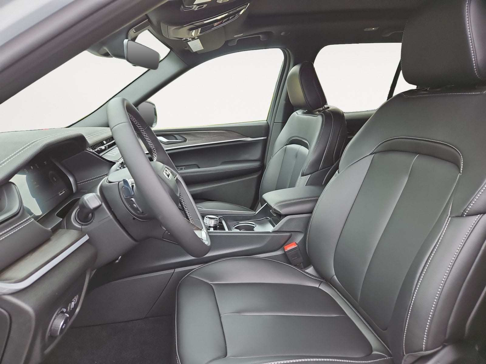 New 2027 Jeep Grand Cherokee Limited Reserve - photo - 8