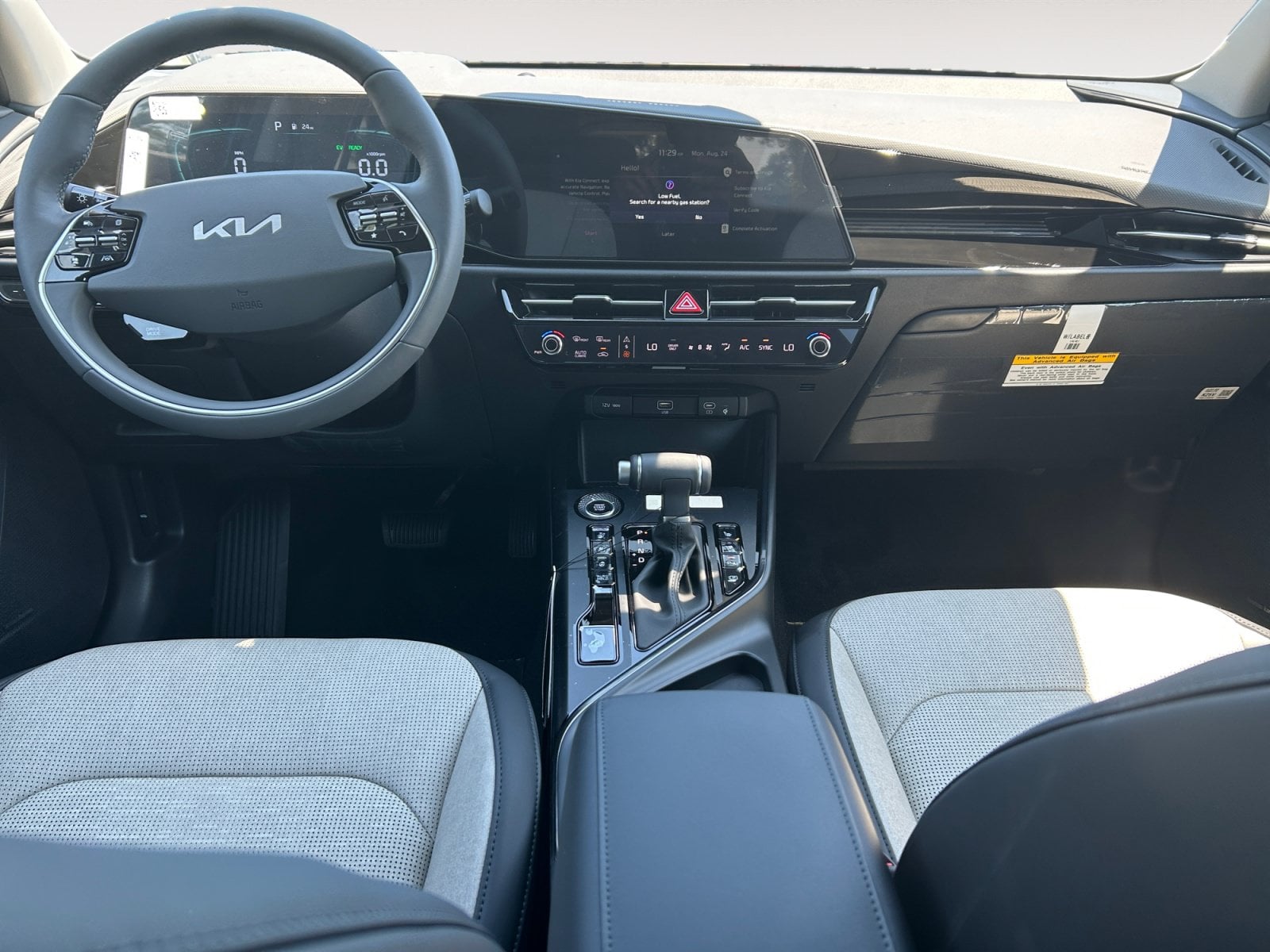 New 2026 Kia Niro SX - photo - 9