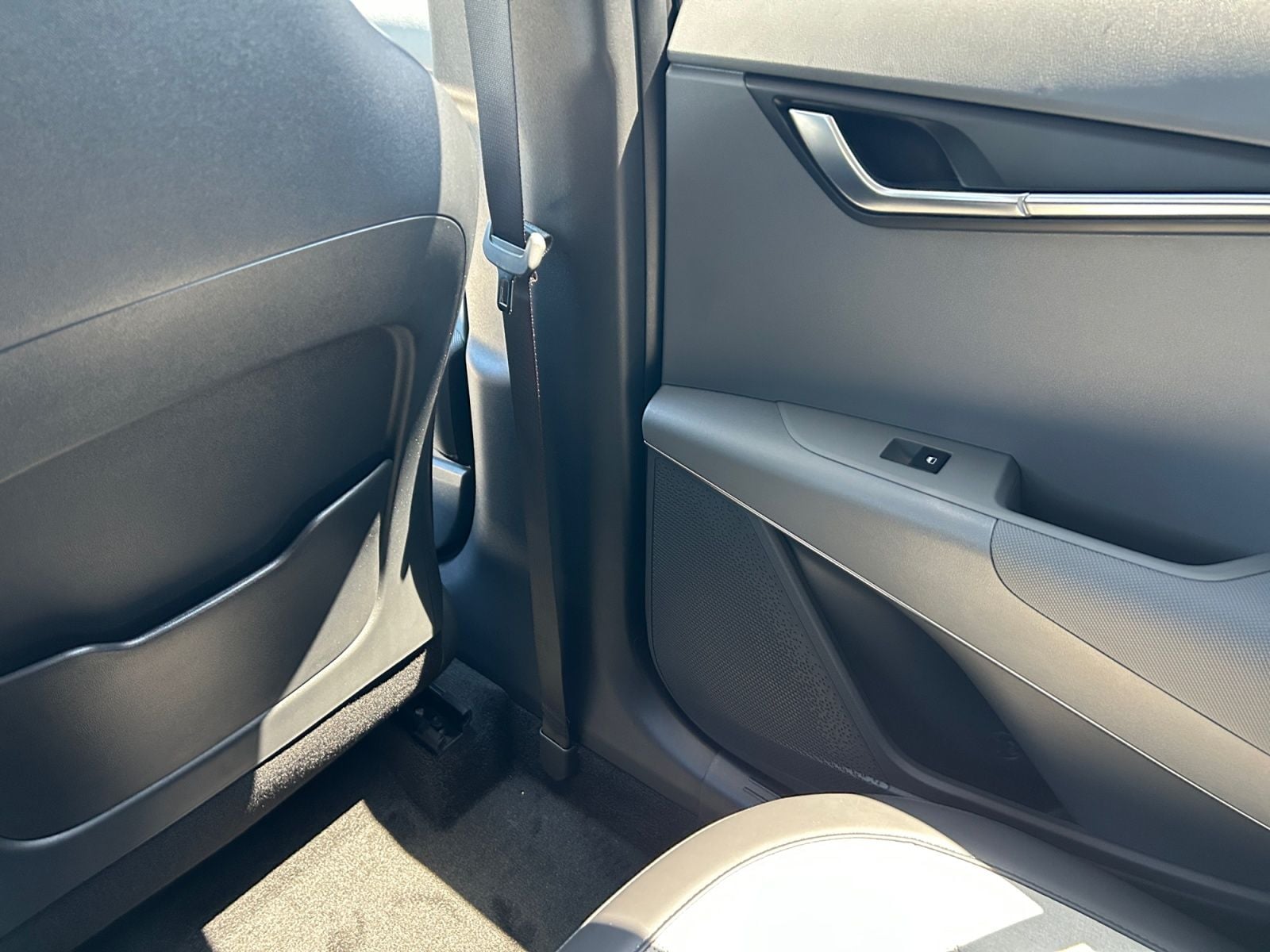 New 2026 Kia Niro SX - photo - 26