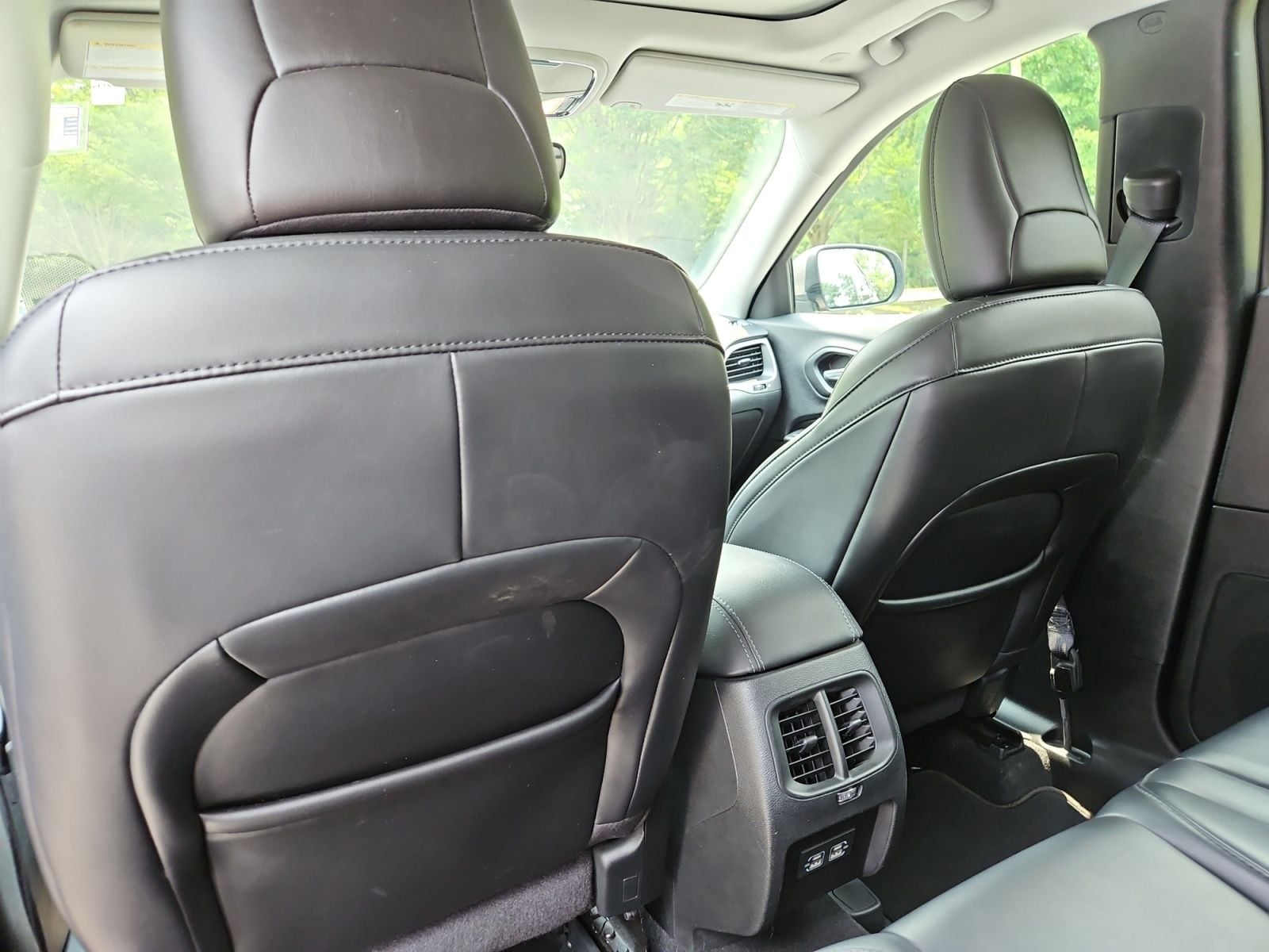 Pre-Owned 2021 Jeep Cherokee Latitude Plus - photo - 19