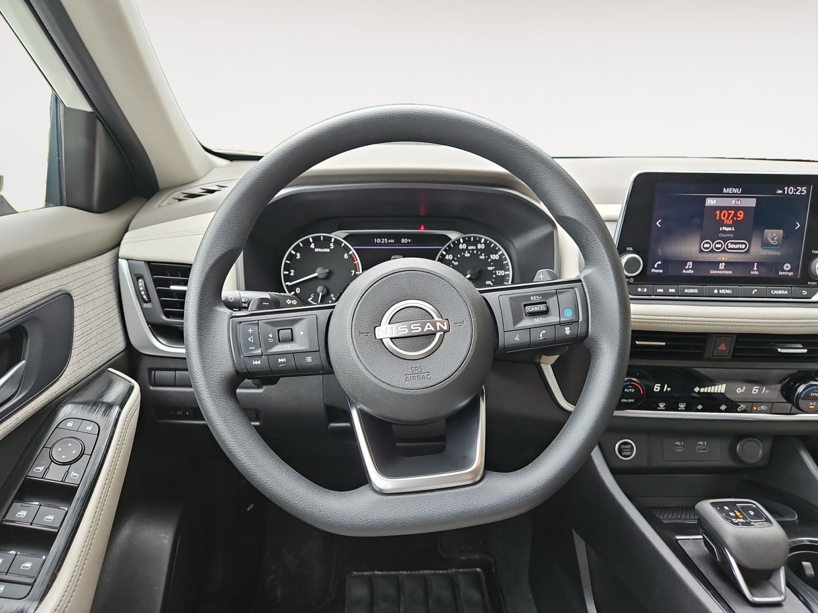 Pre-Owned 2023 Nissan Rogue SV - photo - 11