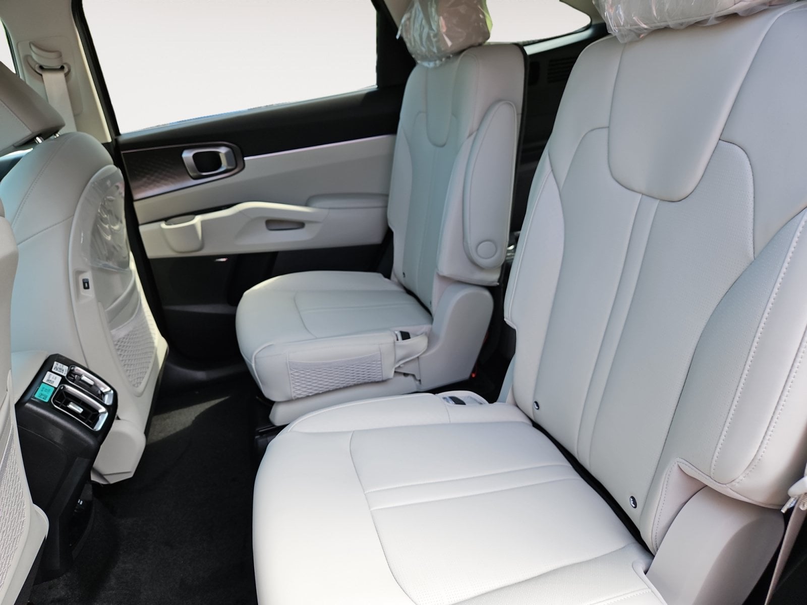 New 2026 Kia Sorento Hybrid EX - photo - 12