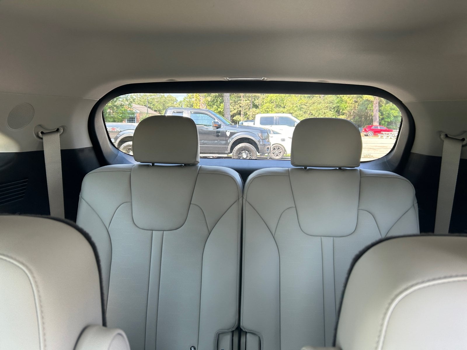 New 2026 Kia Sorento Hybrid EX - photo - 27