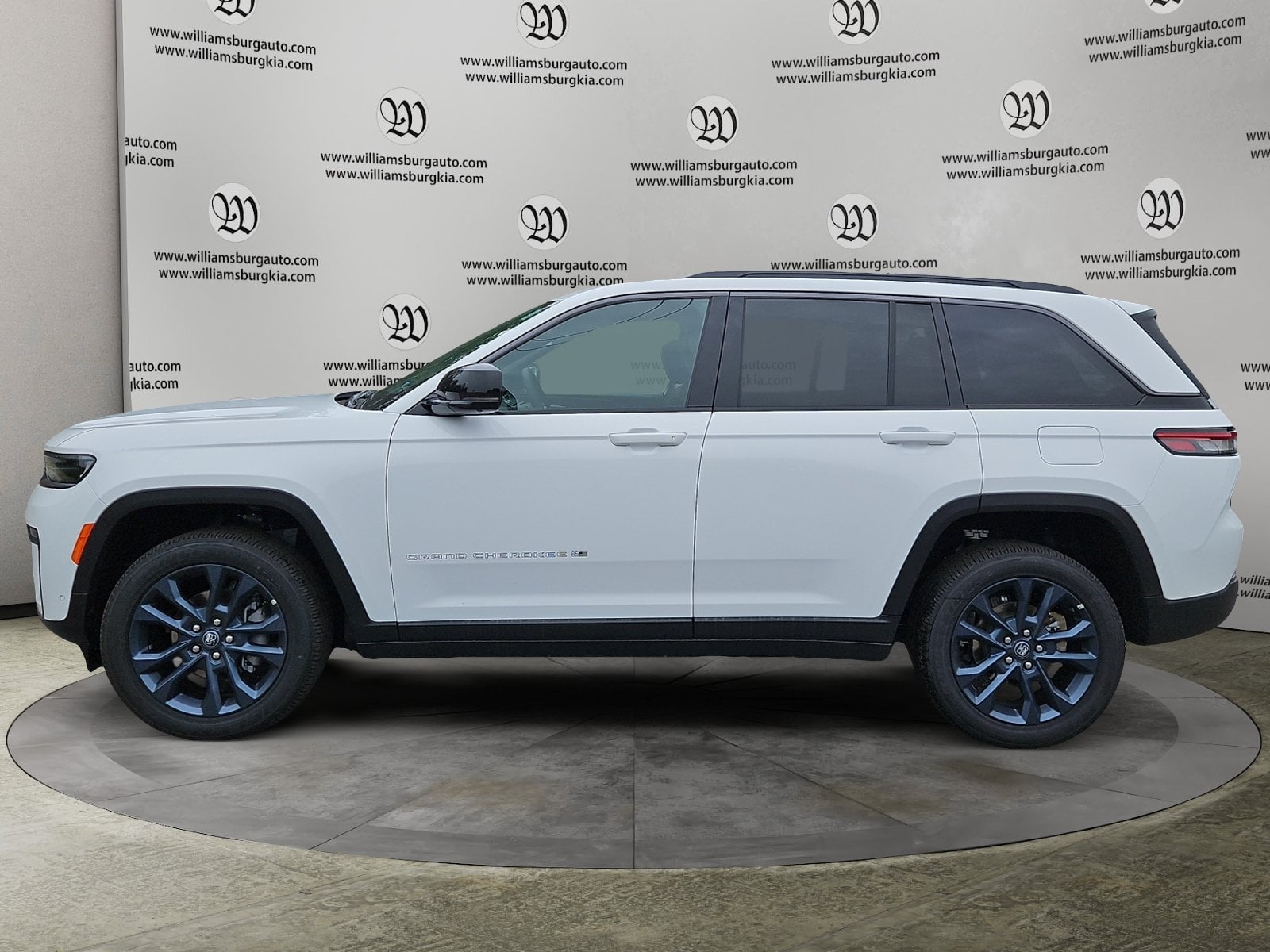 New 2026 Jeep Grand Cherokee - photo - 1