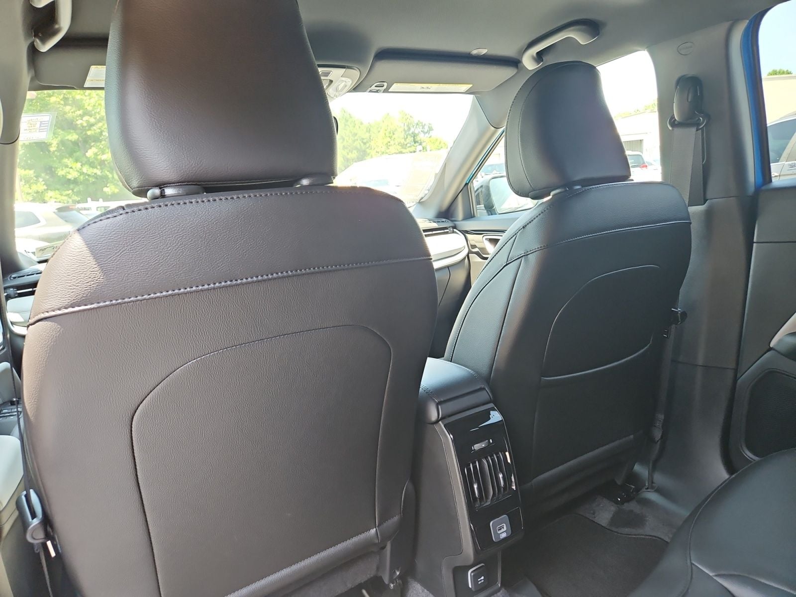 New 2025 Jeep Compass Limited - photo - 19