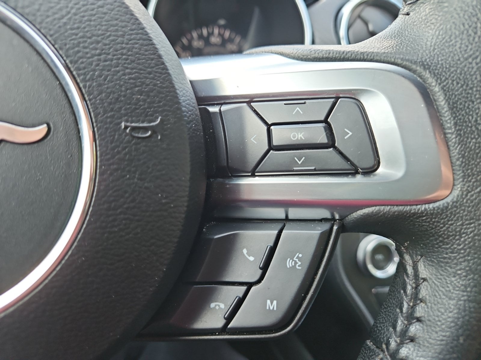 Pre-Owned 2023 Ford Mustang EcoBoost - photo - 23