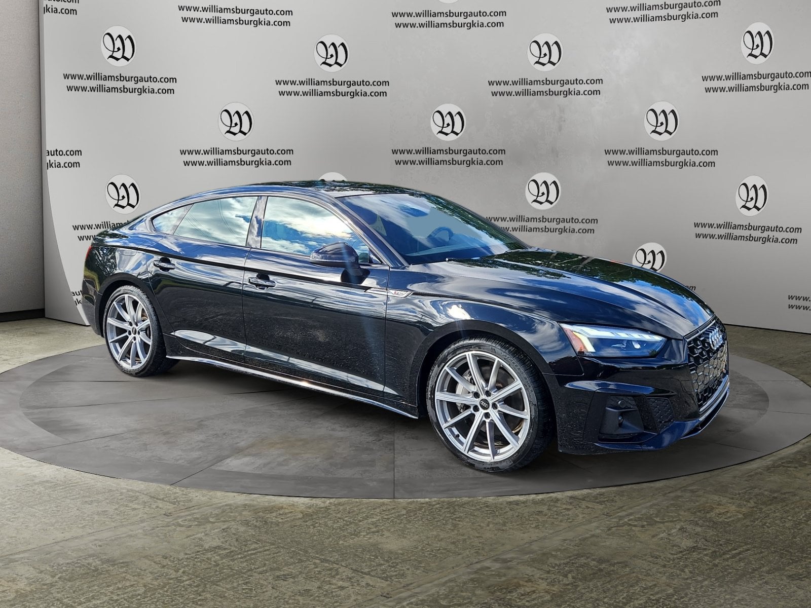 Pre-Owned 2025 Audi A5 Sportback 45 S line Premium - photo - 6