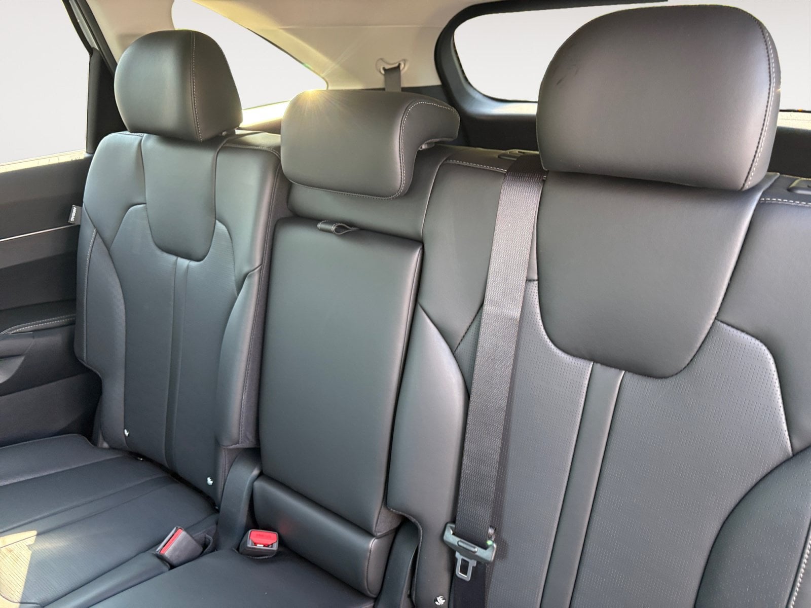 New 2026 Kia Sorento S - photo - 12