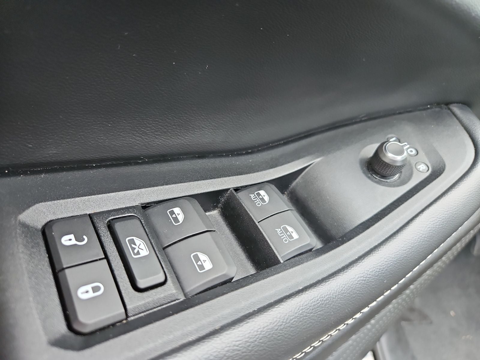 Pre-Owned 2023 Jeep Grand Cherokee L Altitude - photo - 22