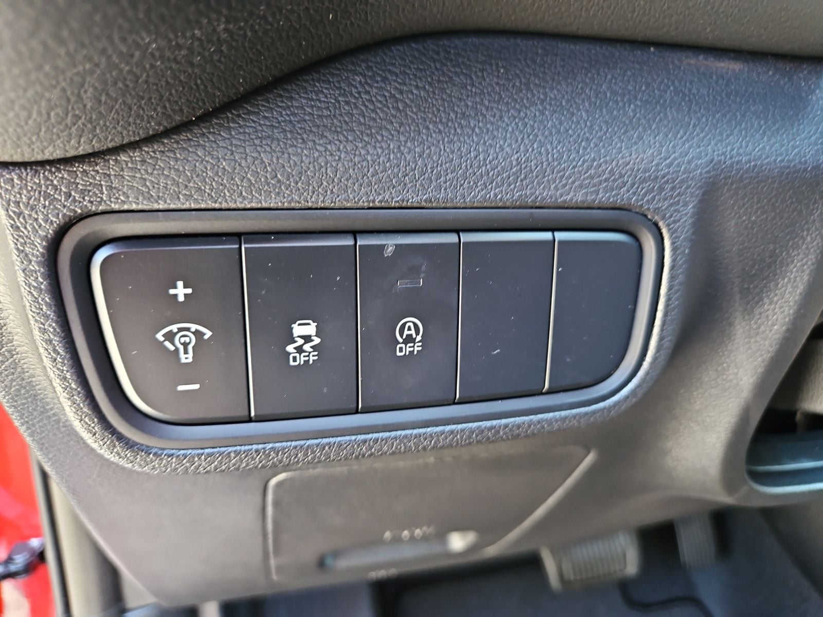 Pre-Owned 2023 Kia Soul LX - photo - 22