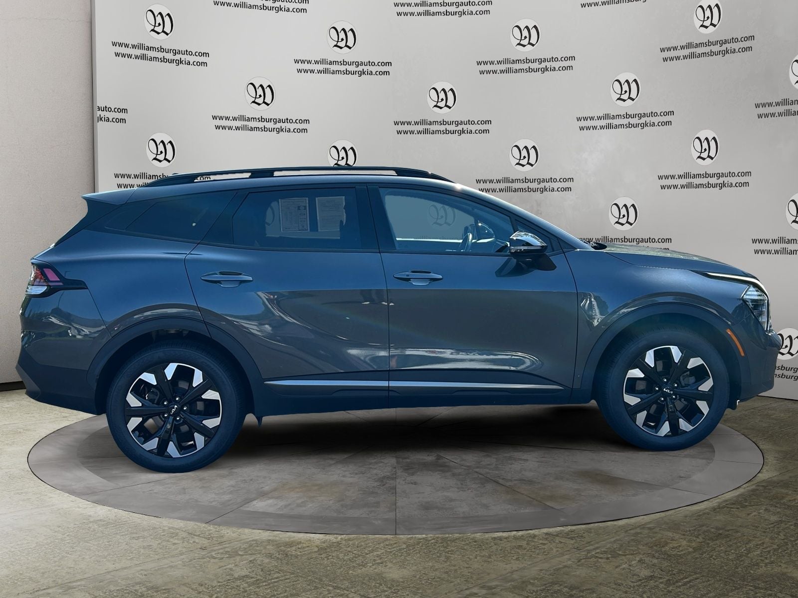 Pre-Owned 2024 Kia Sportage X-Line - photo - 5