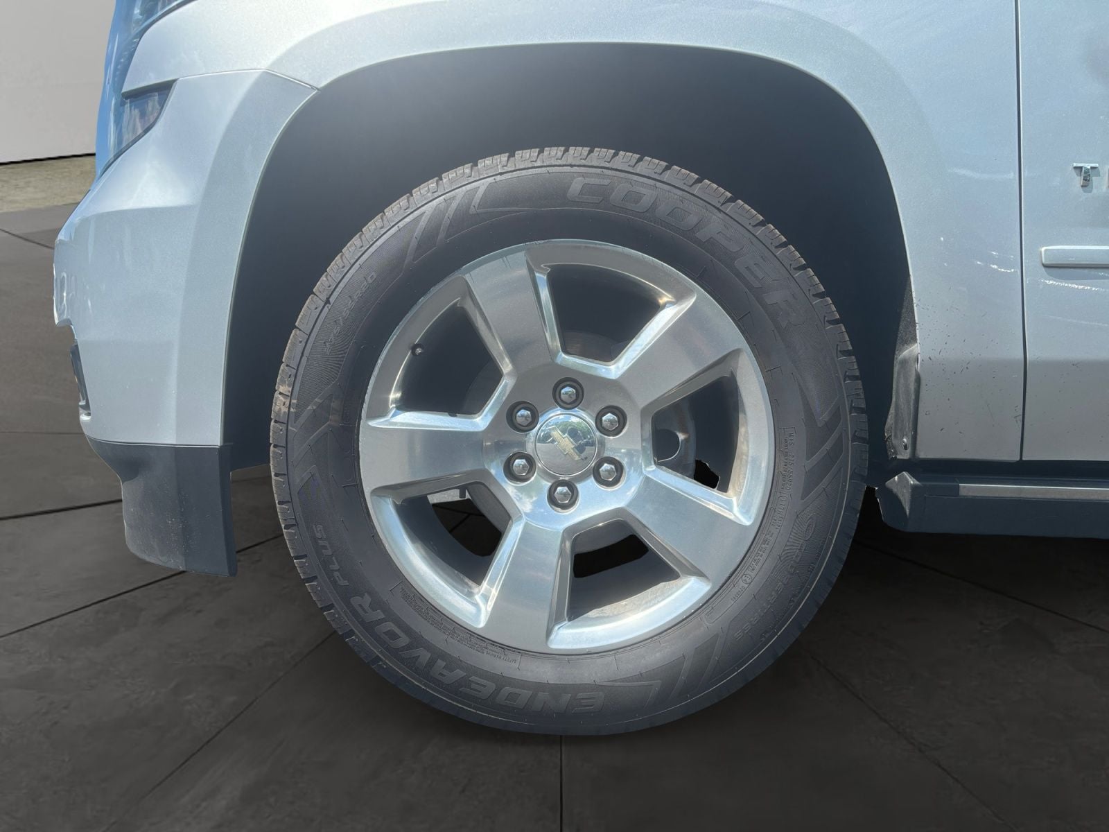 Pre-Owned 2019 Chevrolet Tahoe Premier - photo - 13