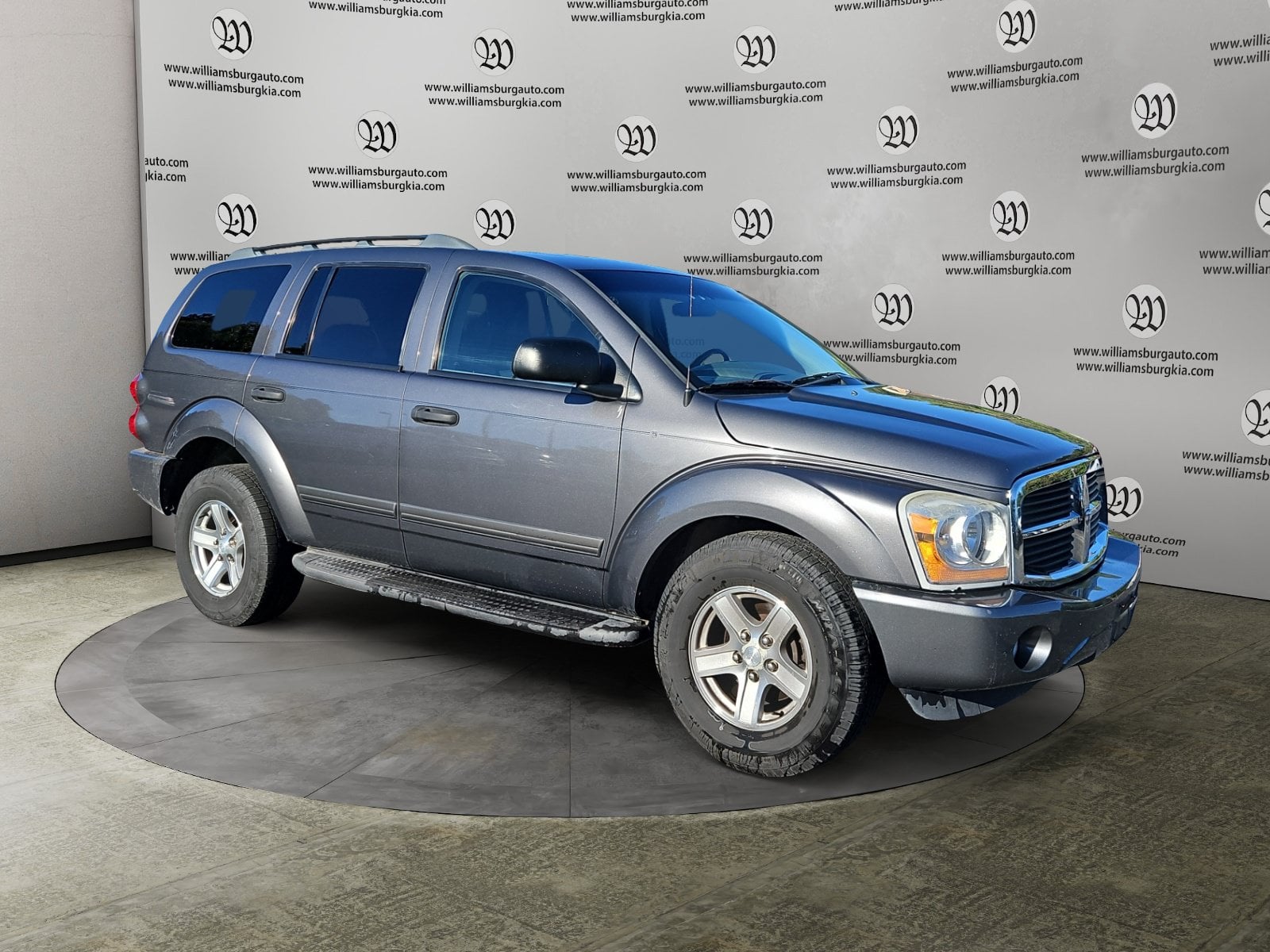 Pre-Owned 2004 Dodge Durango SLT - photo - 6