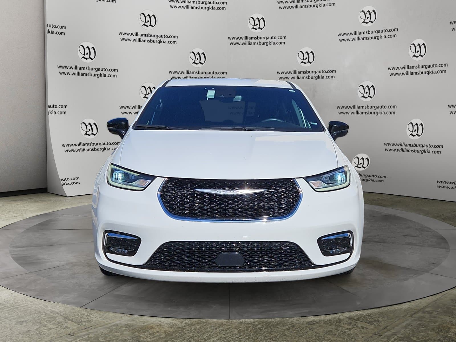 Pre-Owned 2025 Chrysler Pacifica Select - photo - 7