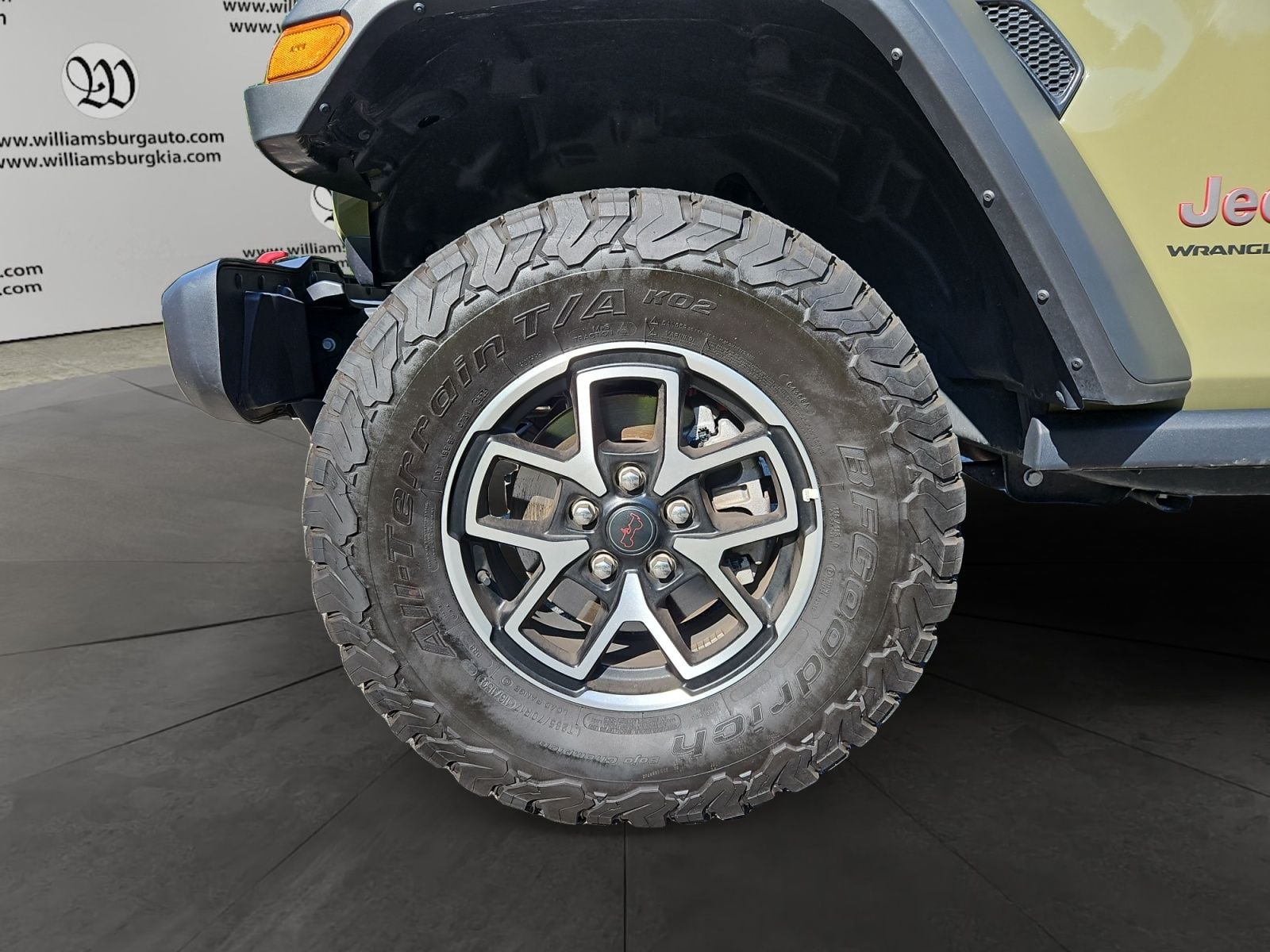 Pre-Owned 2026 Jeep Wrangler Rubicon - photo - 13