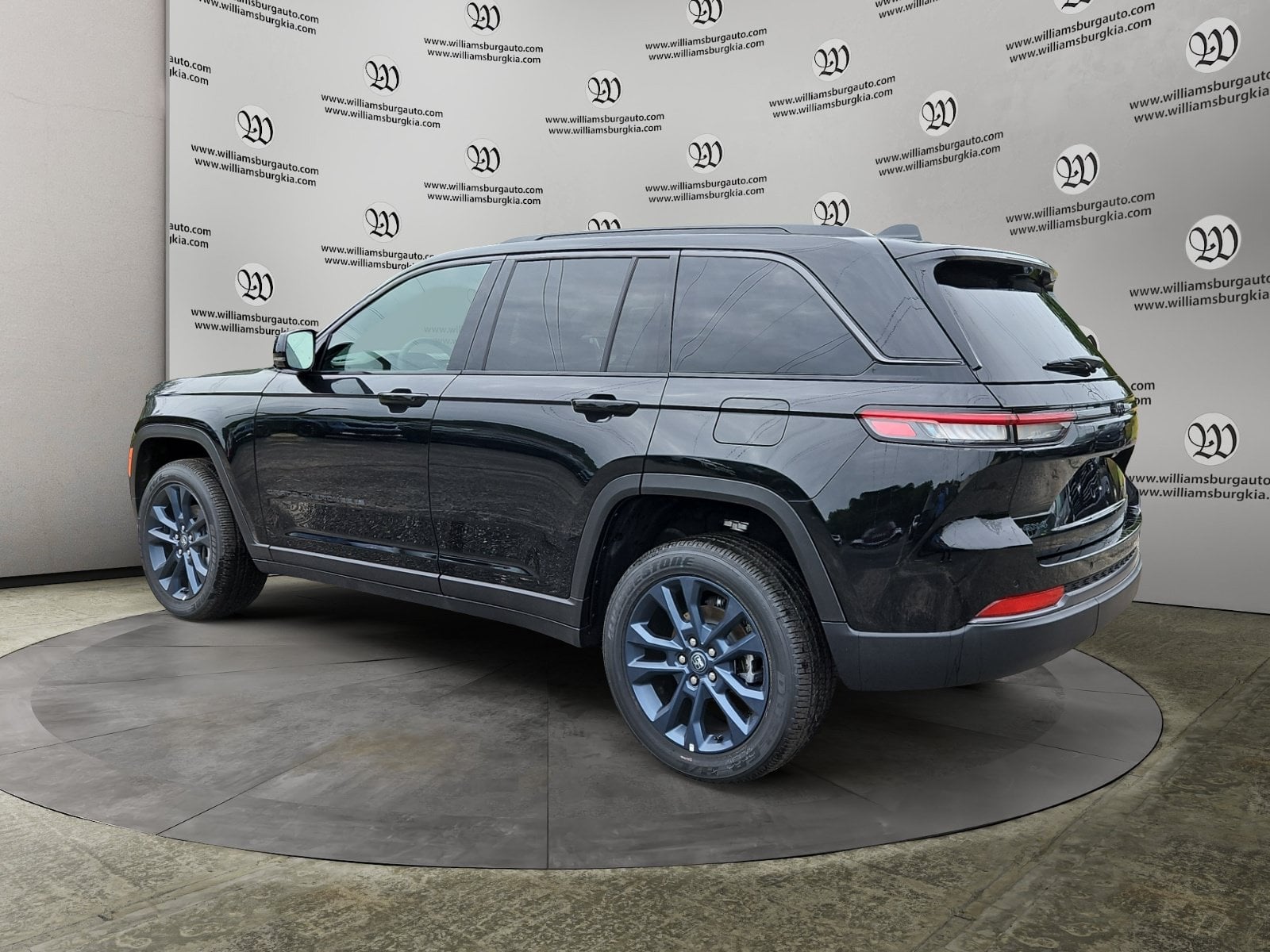 New 2026 Jeep Grand Cherokee - photo - 2