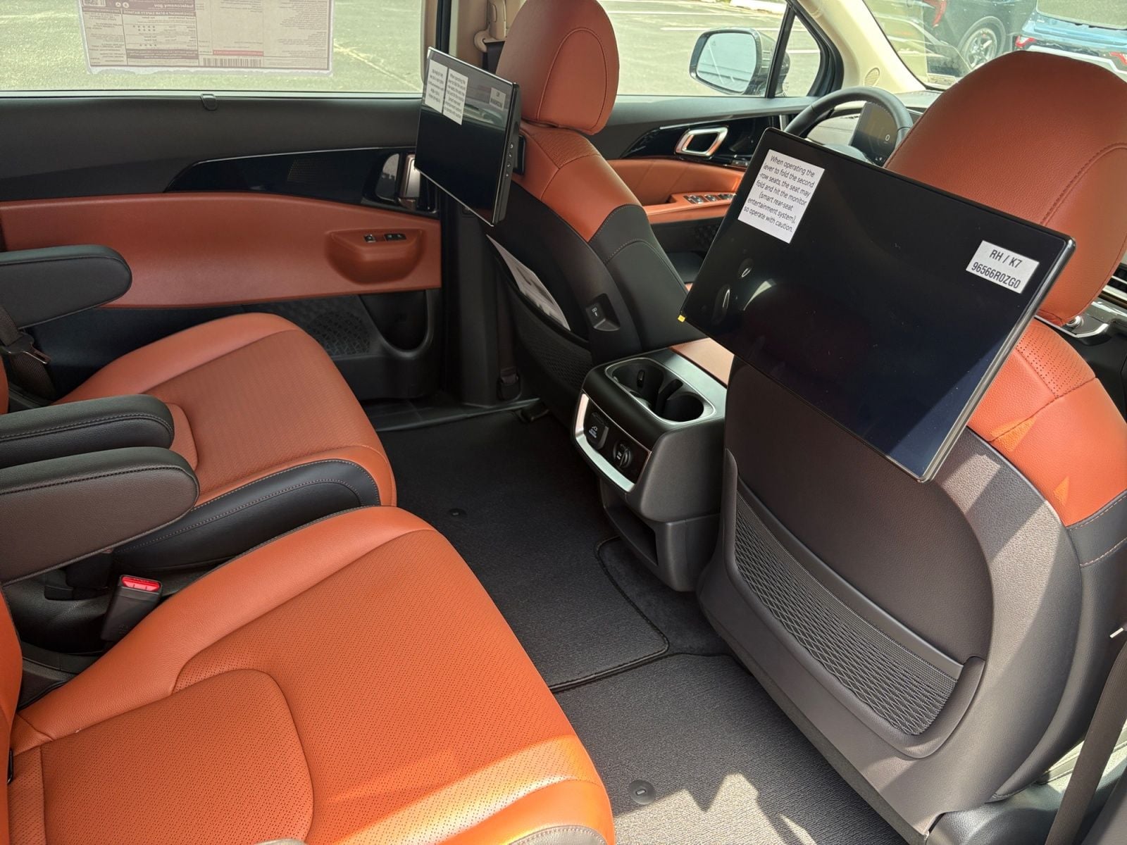 New 2026 Kia Carnival SX Prestige - photo - 15