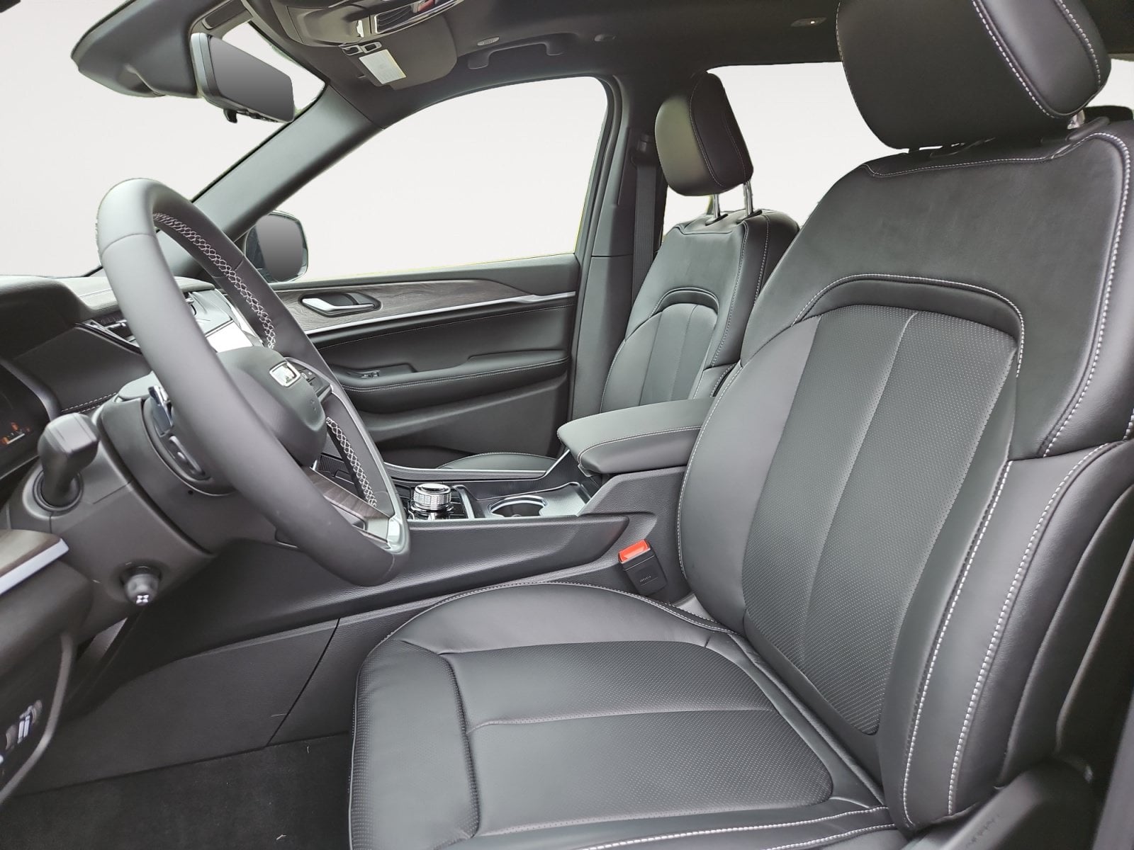 New 2027 Jeep Grand Cherokee L Limited Reserve - photo - 8