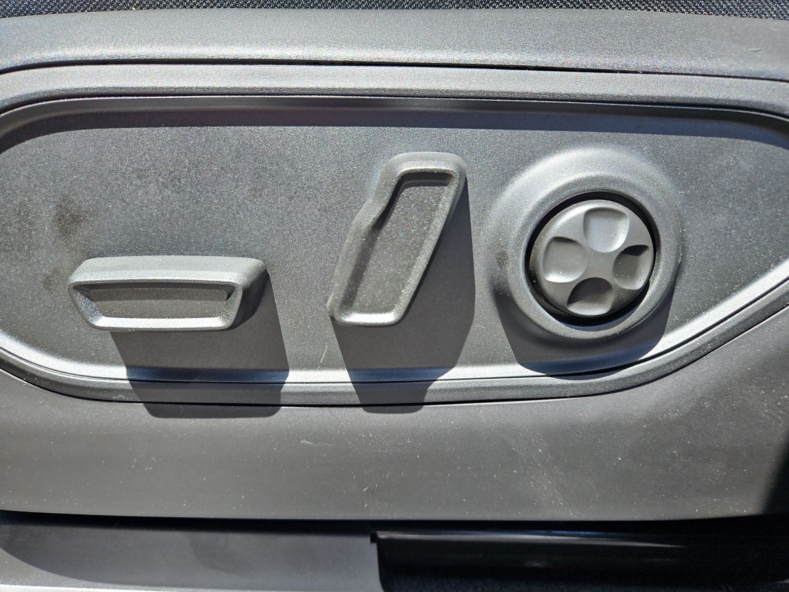 New 2026 Jeep Grand Cherokee L Limited - photo - 20
