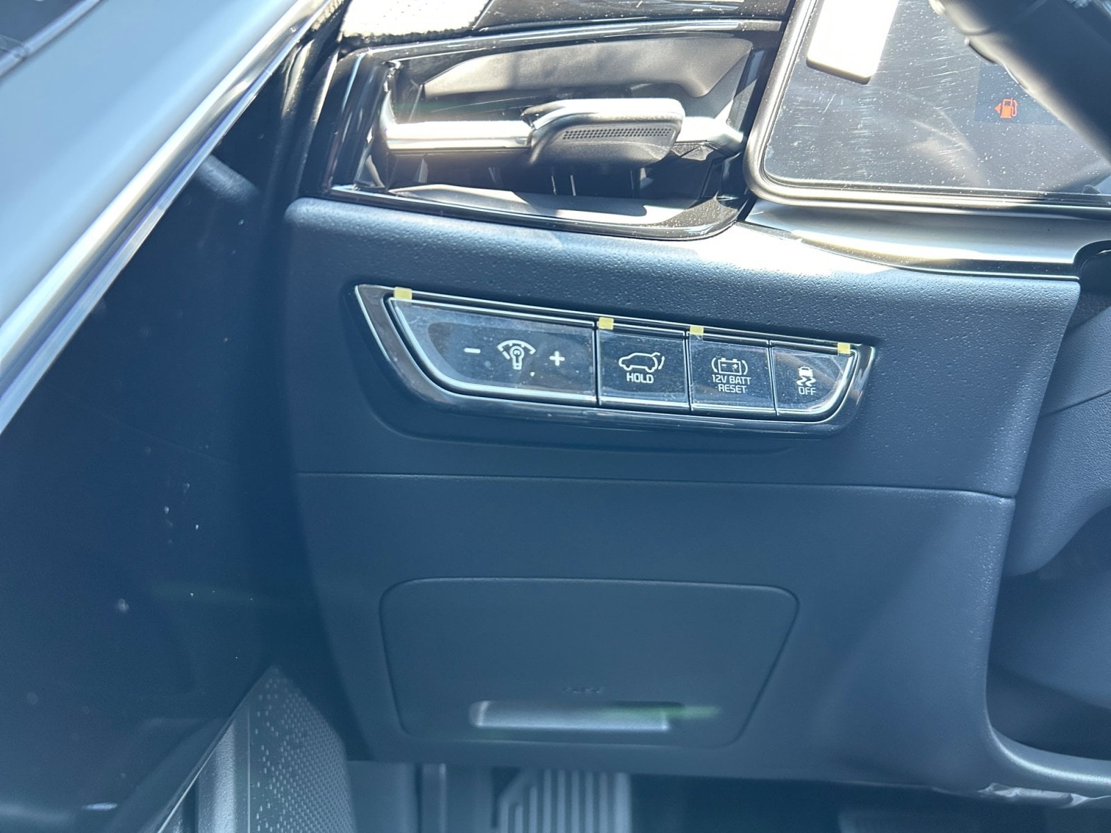 New 2026 Kia Niro SX - photo - 16
