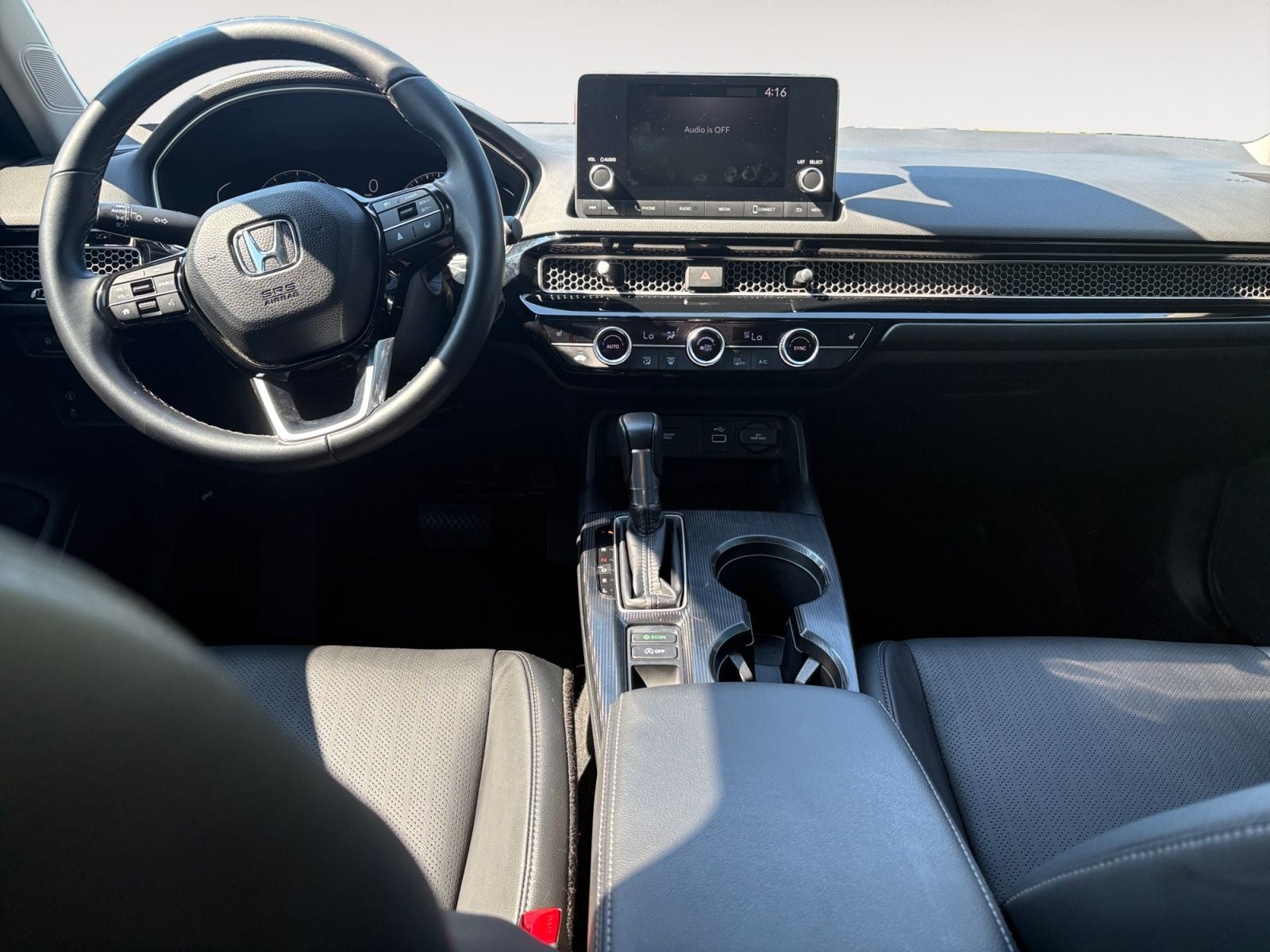 Pre-Owned 2023 Honda Civic EX-L - photo - 9