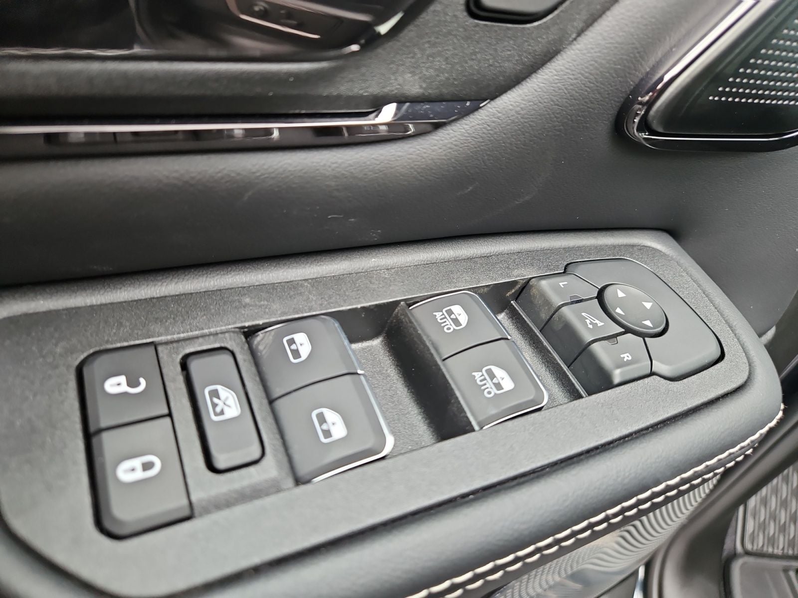 New 2026 Ram 1500 Limited - photo - 21