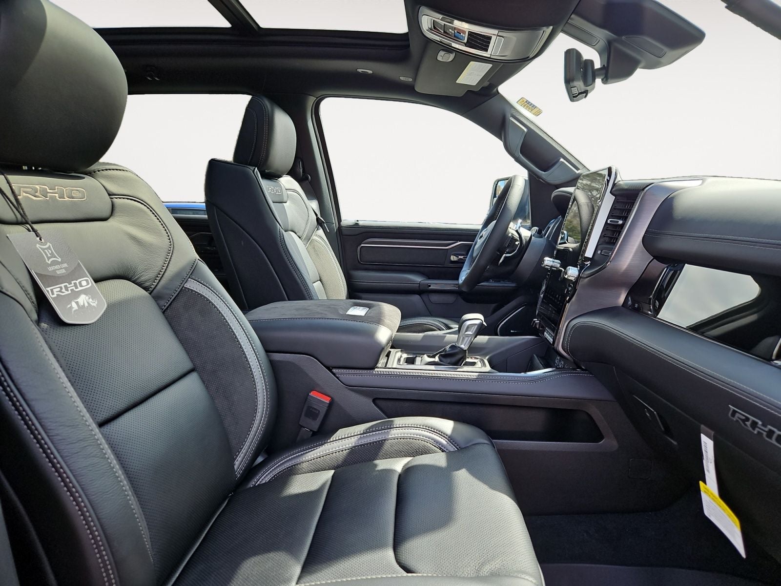 New 2026 Ram 1500 RHO - photo - 14