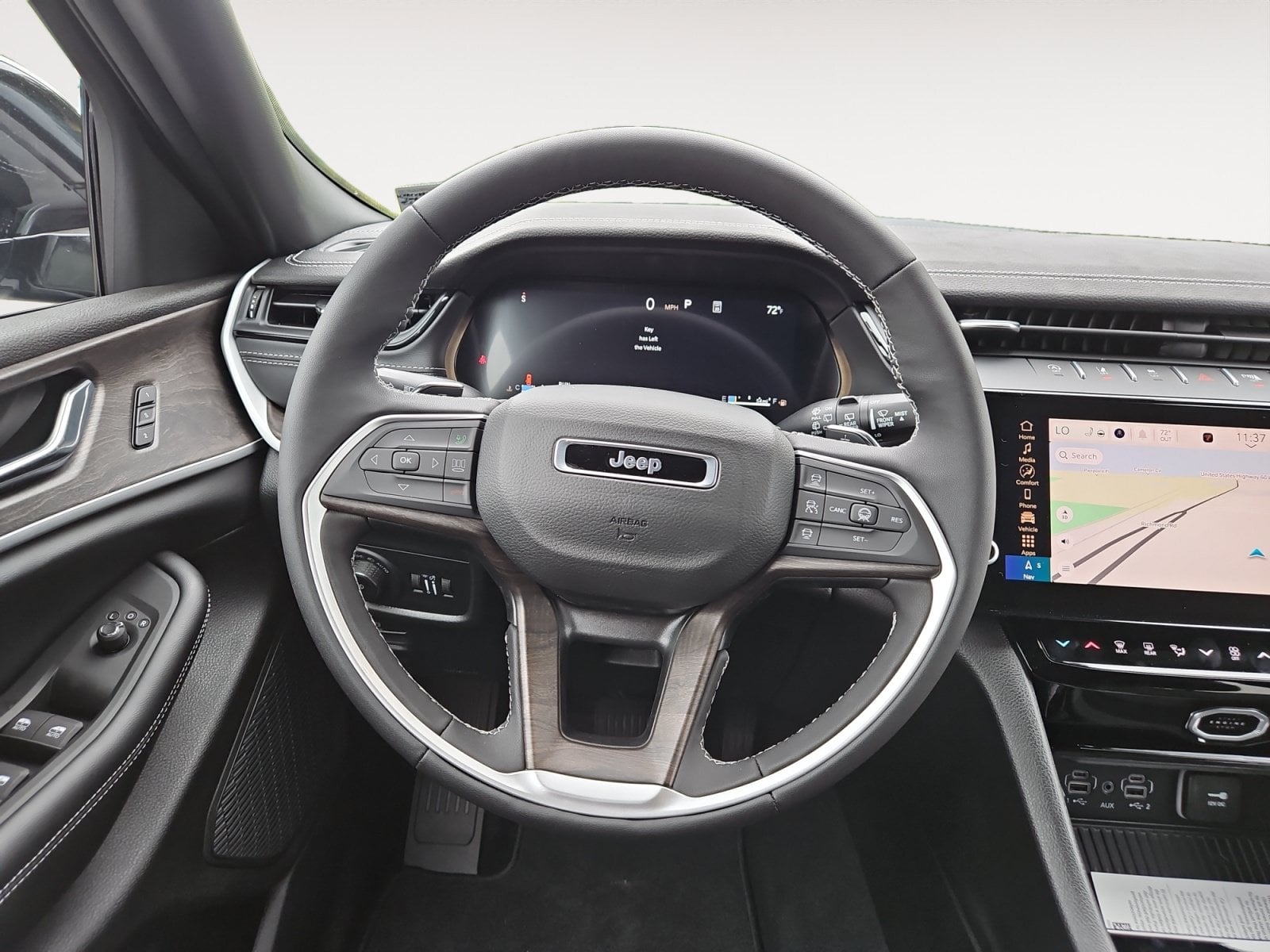 New 2027 Jeep Grand Cherokee L Limited - photo - 11