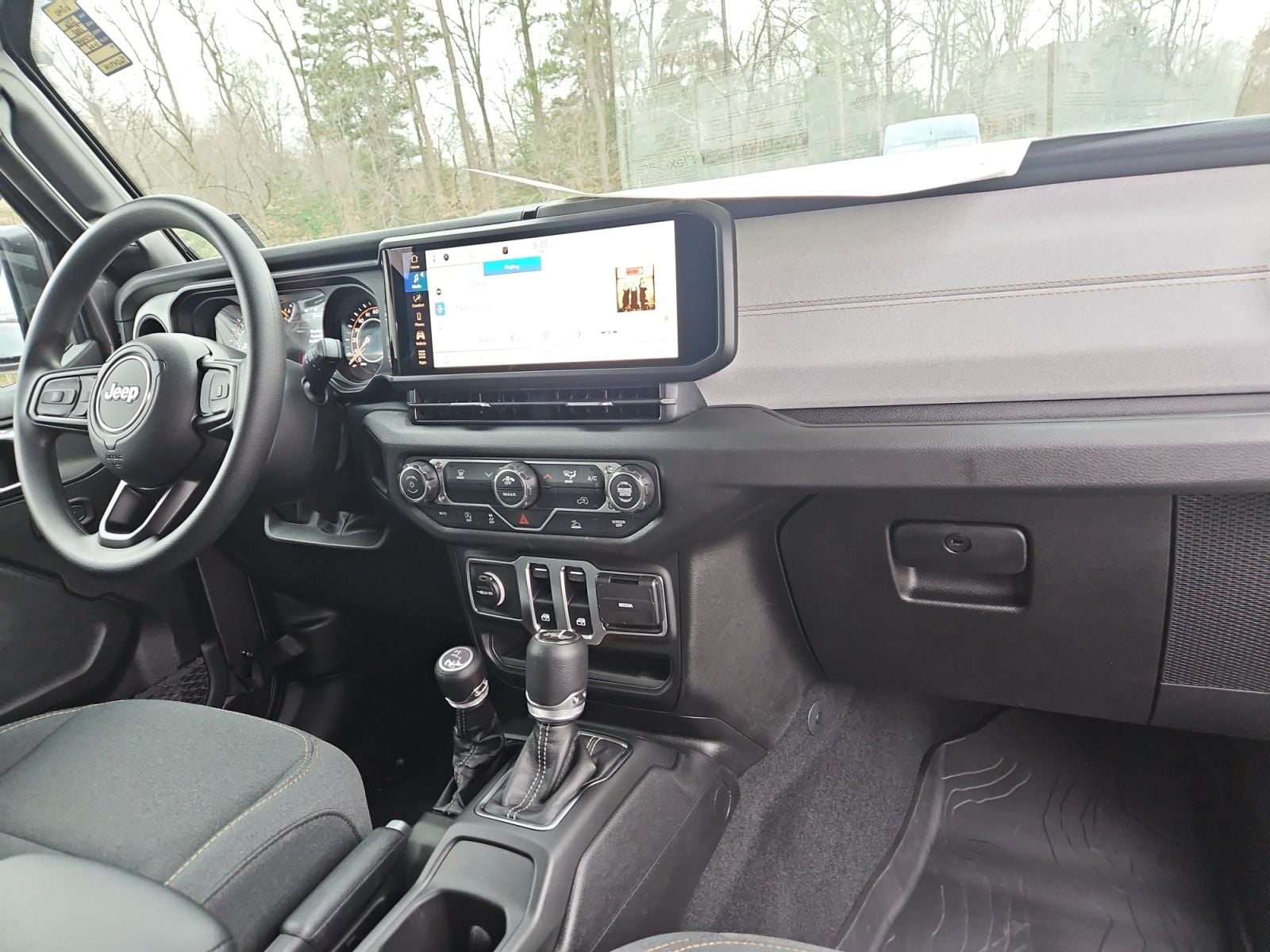 New 2026 Jeep Wrangler Sport - photo - 17