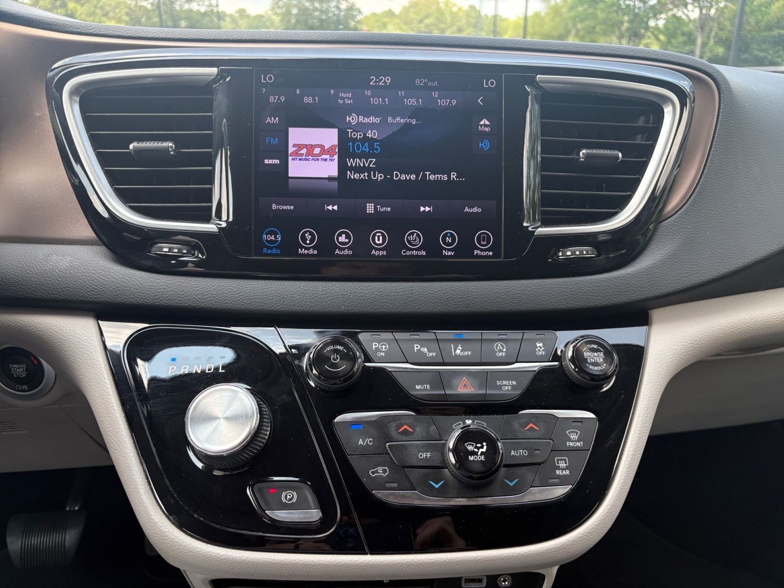 Pre-Owned 2019 Chrysler Pacifica Touring L Plus - photo - 27