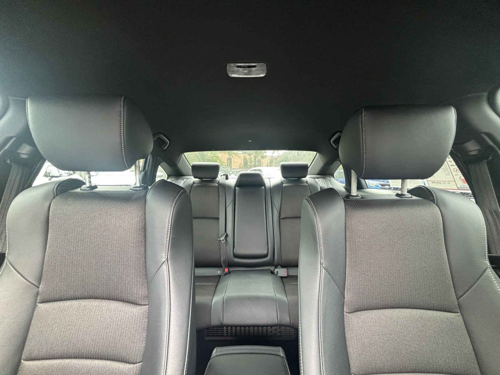 Pre-Owned 2022 Honda Accord Hybrid Sport - photo - 29
