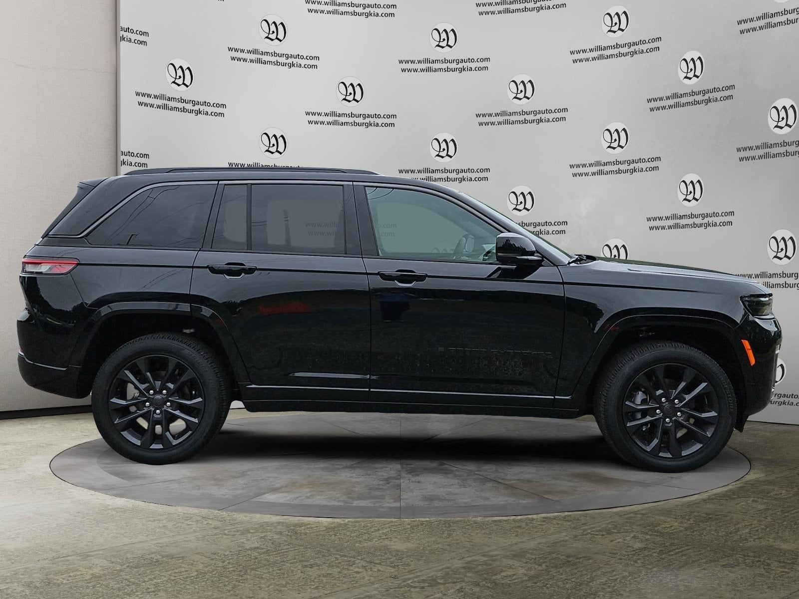 New 2026 Jeep Grand Cherokee Limited Reserve - photo - 5