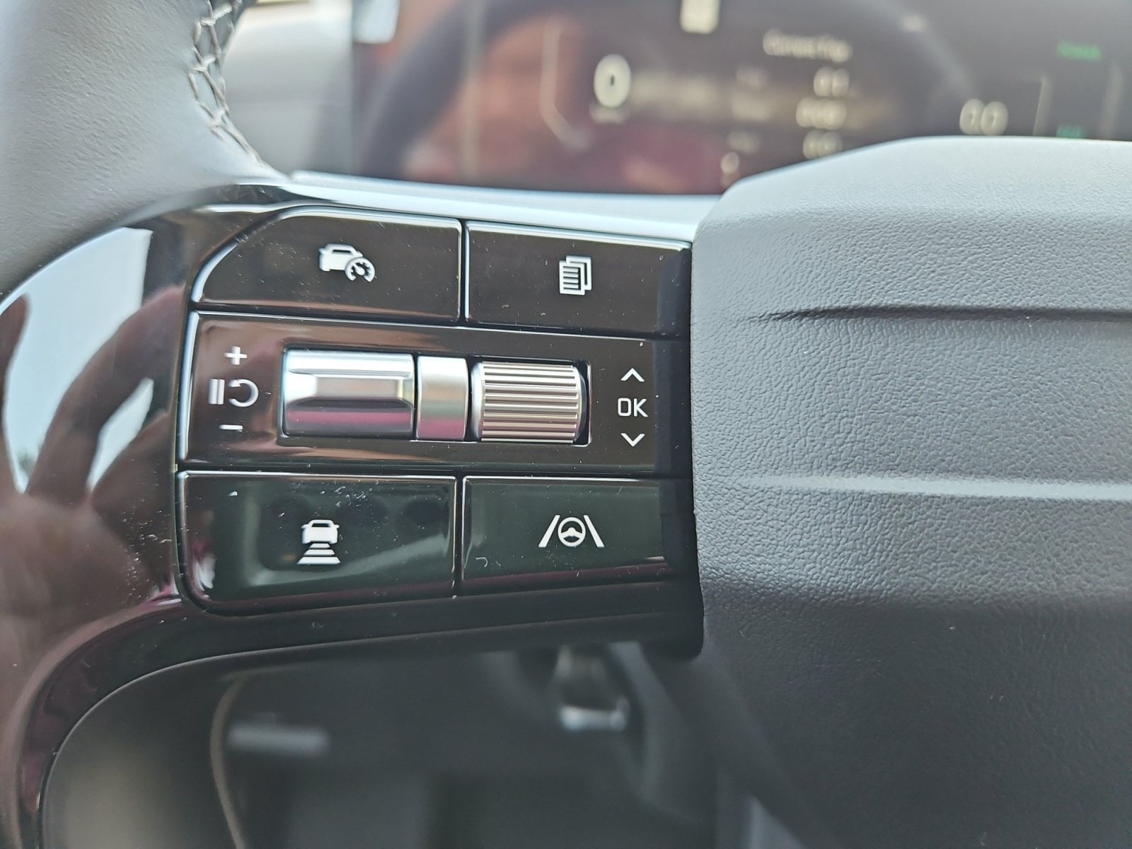 New 2027 Kia Carnival Hybrid SX Prestige - photo - 24