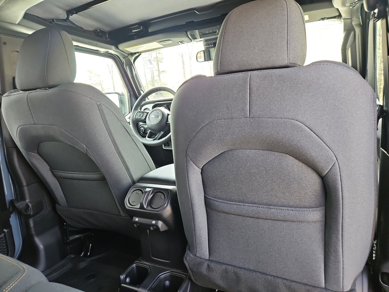 New 2026 Jeep Gladiator Sport S - photo - 17