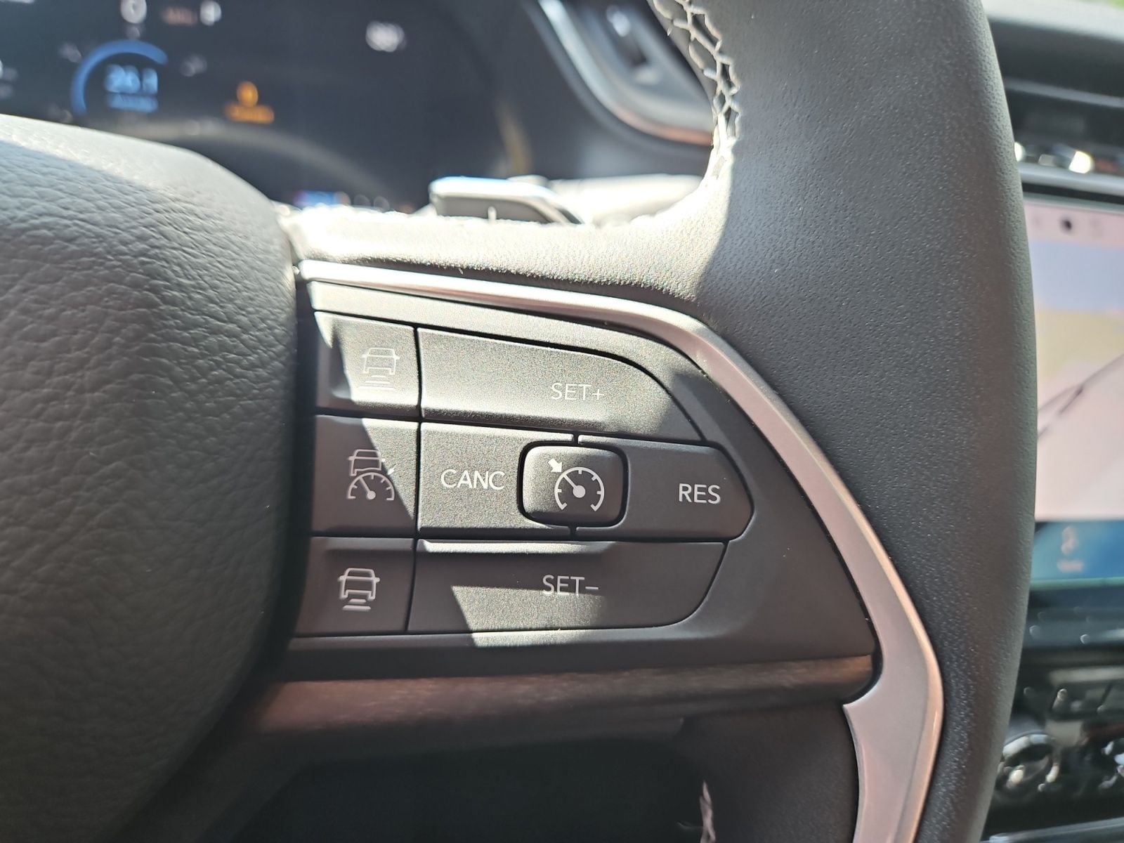 Pre-Owned 2025 Jeep Grand Cherokee Limited - photo - 24