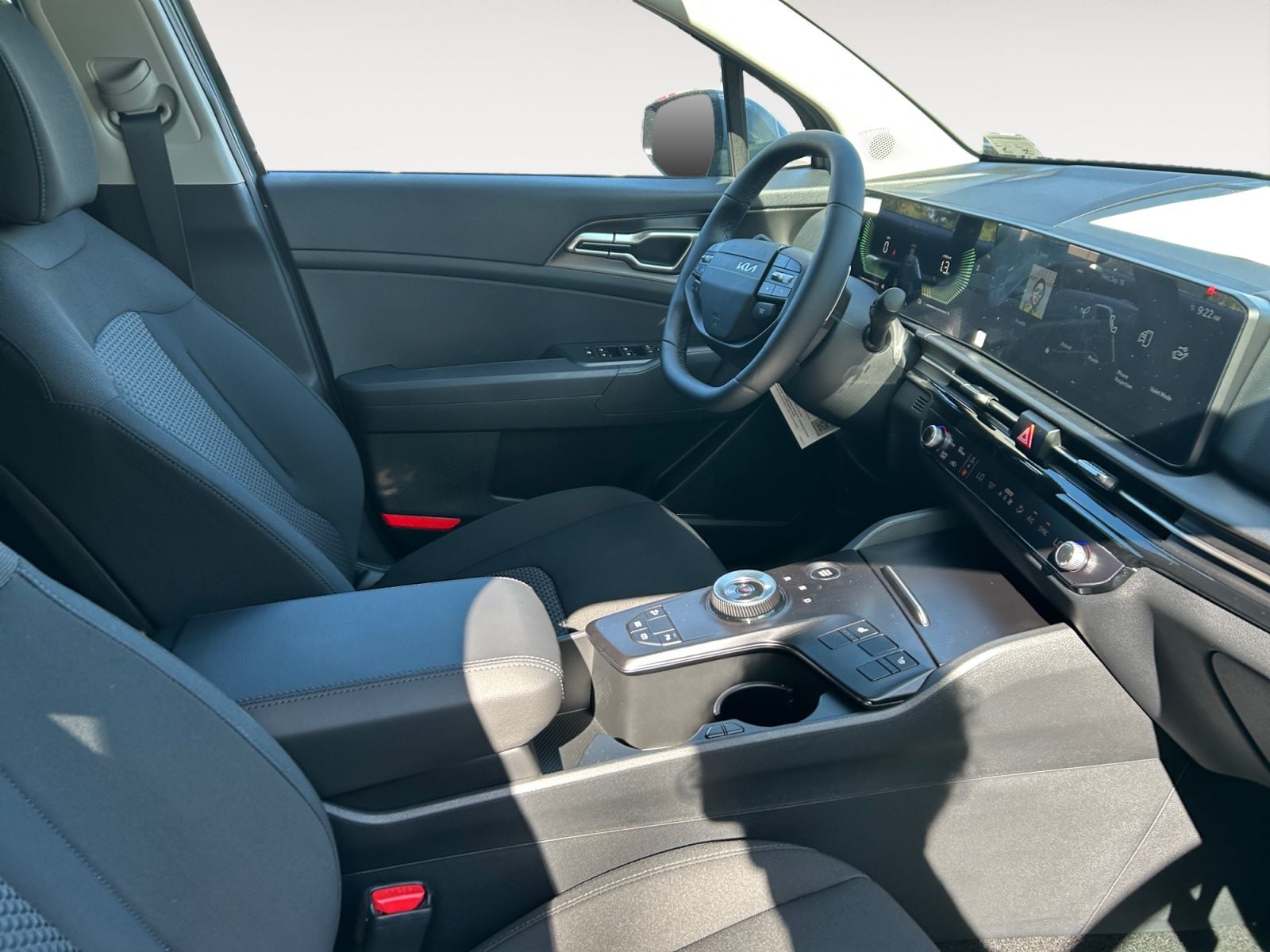 New 2027 Kia Sportage Hybrid S - photo - 14